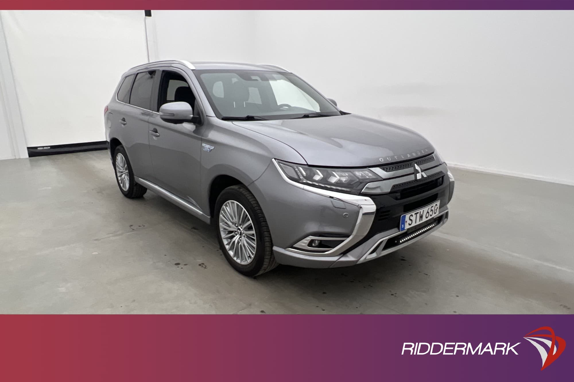 Mitsubishi Outlander PHEV 4WD 230hk