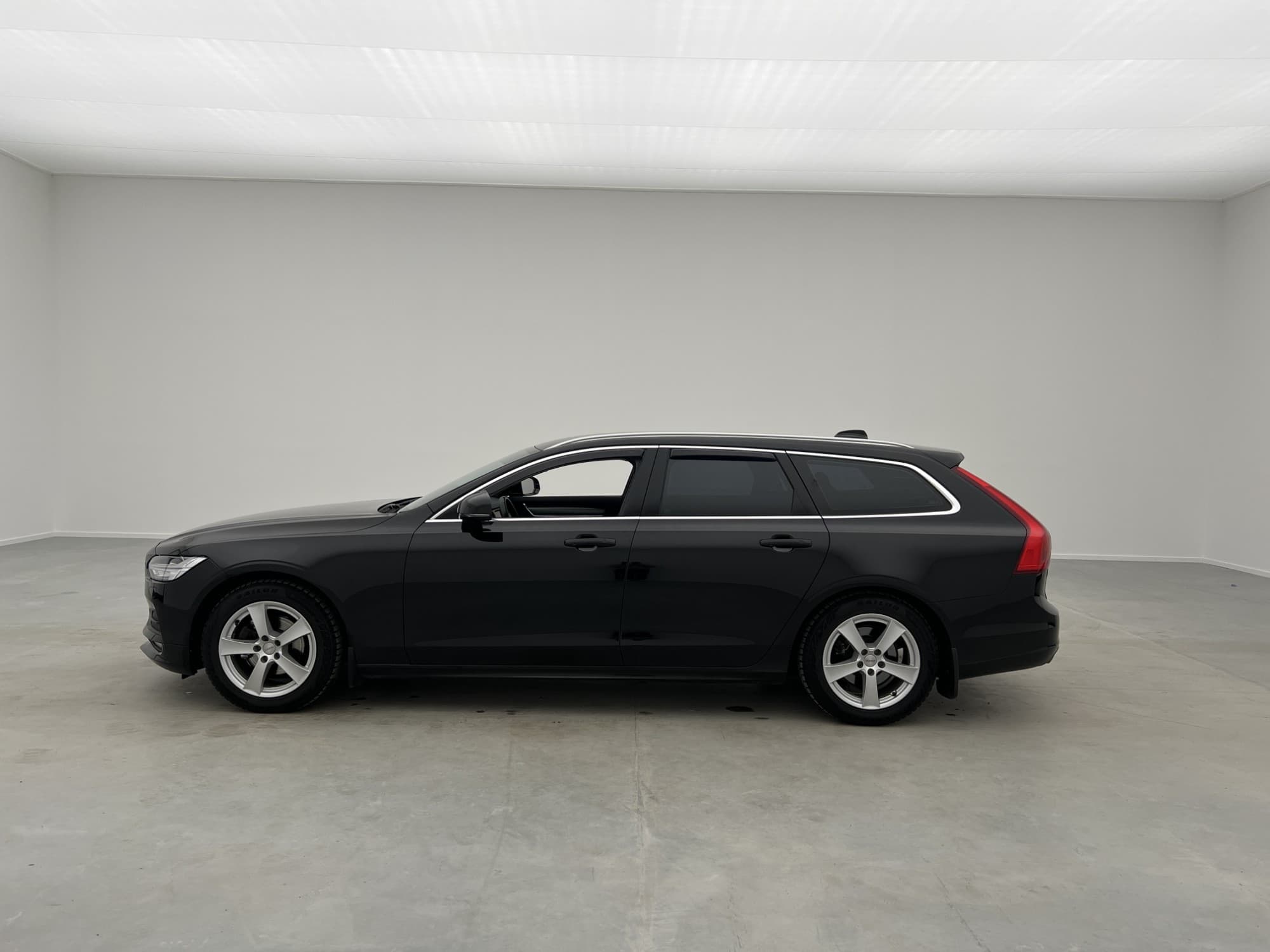 Volvo V90 D3 150hk AWD