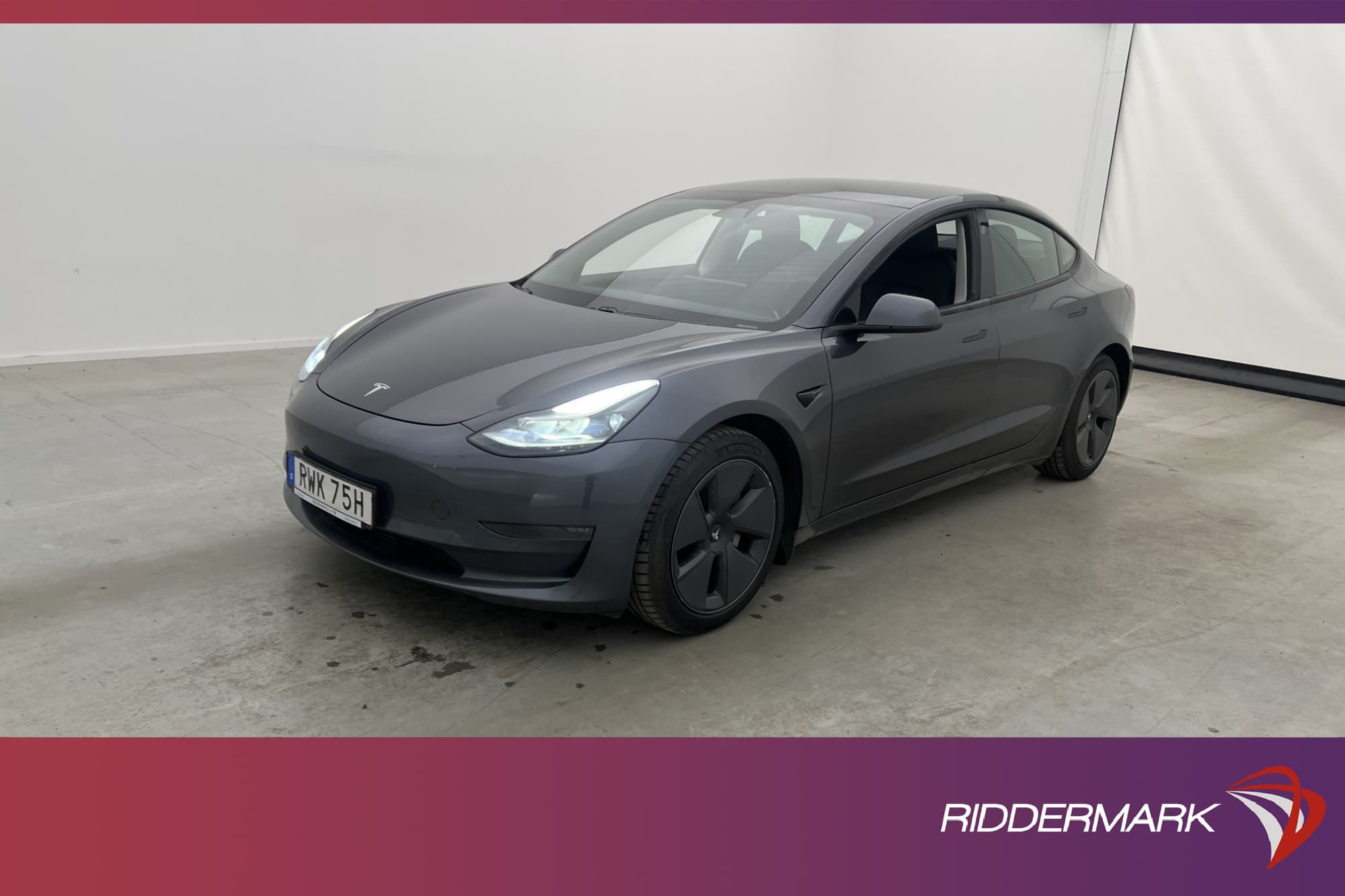 Tesla Model 3 Long Range AWD