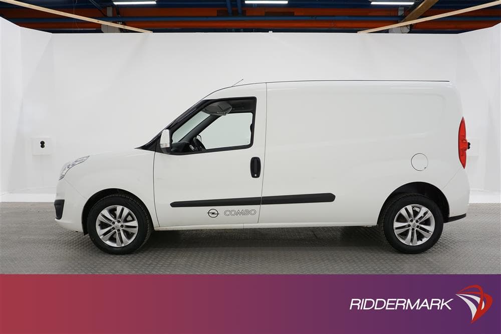 Opel Combo 1.3 CDTI Eu6 95hk Maxi PDC Nyservad Moms