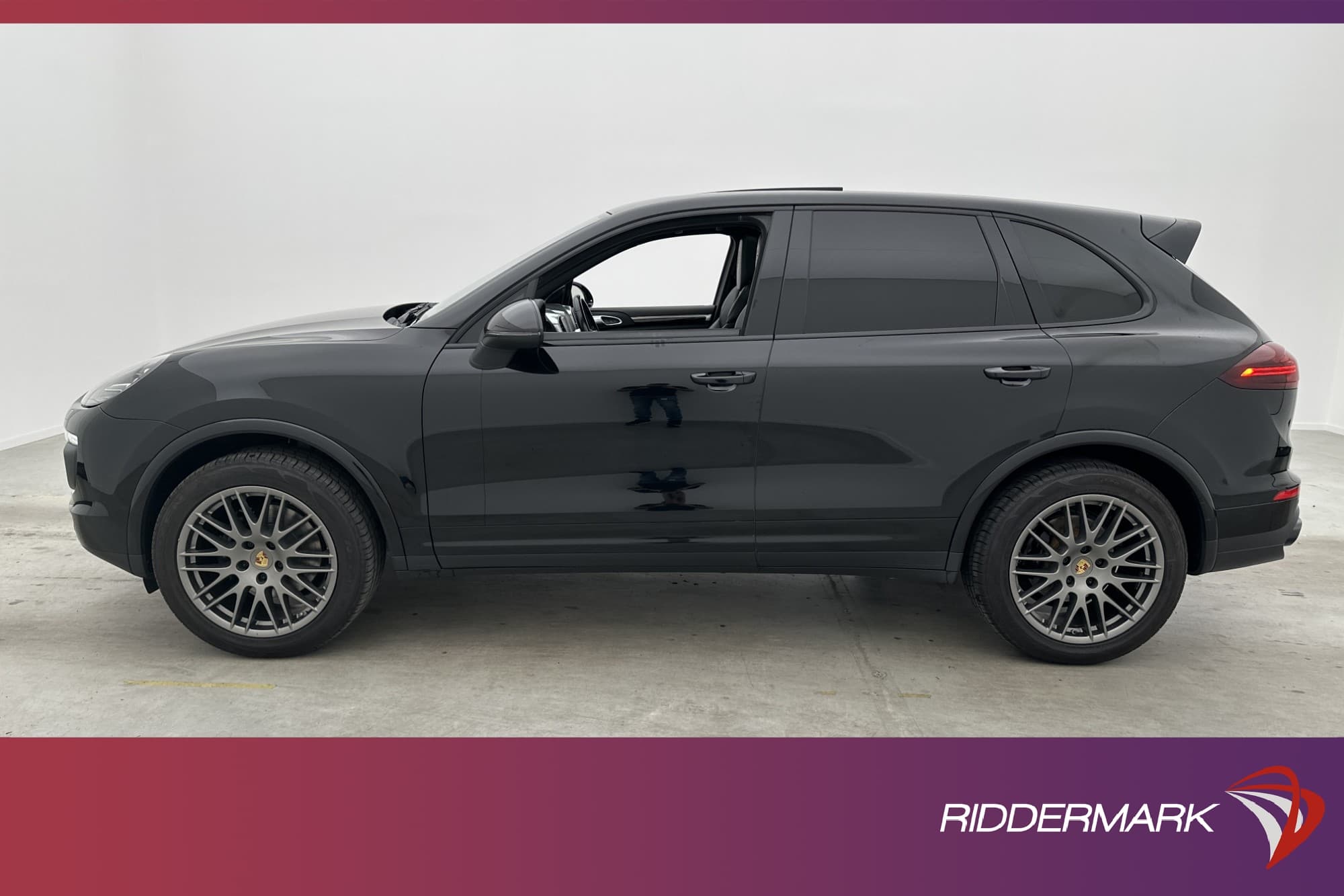 Porsche Cayenne 262hk