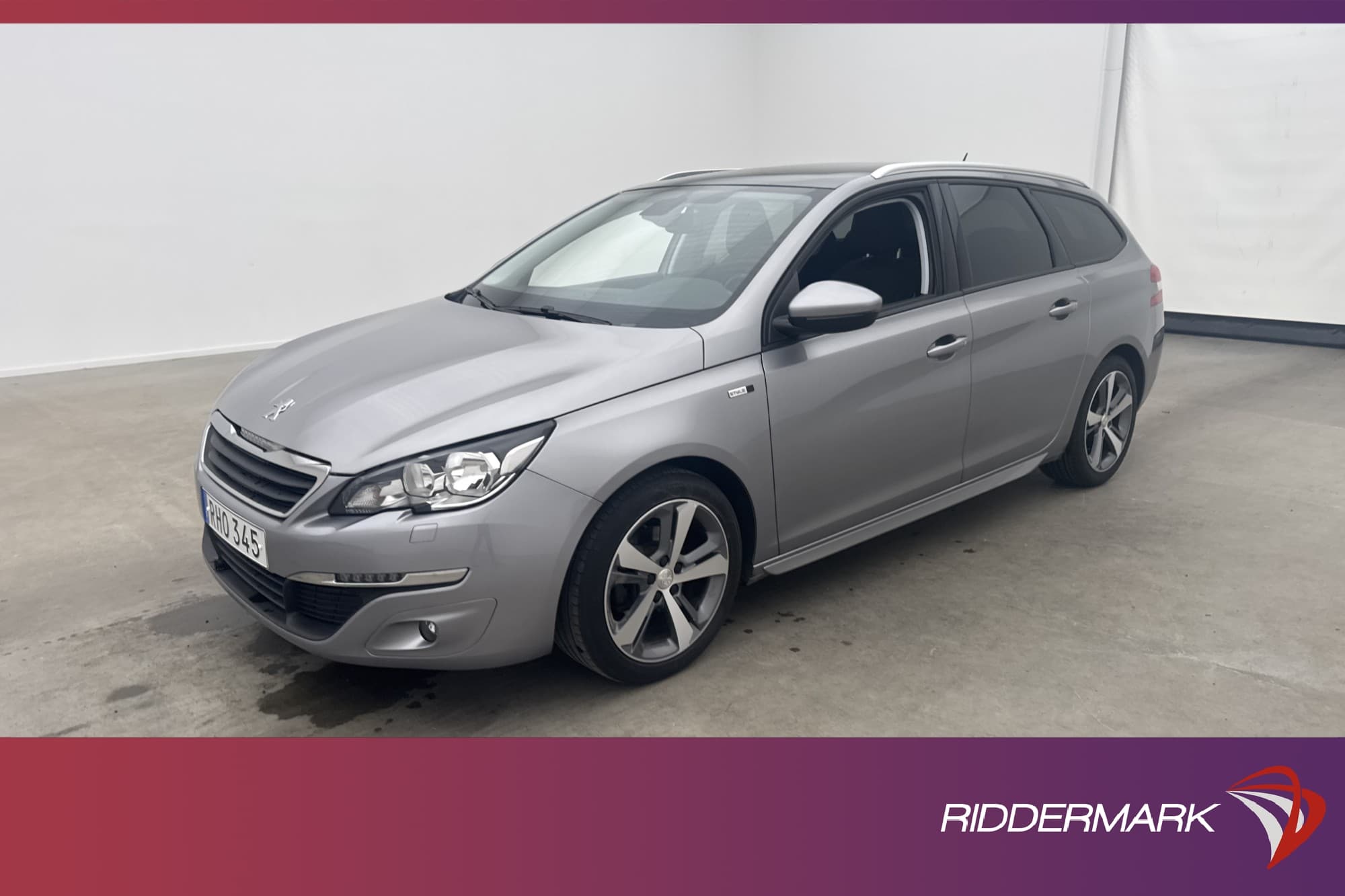 Peugeot 308 SW 1.2 110hk Panorama Drag Kamera M/K-Värmare
