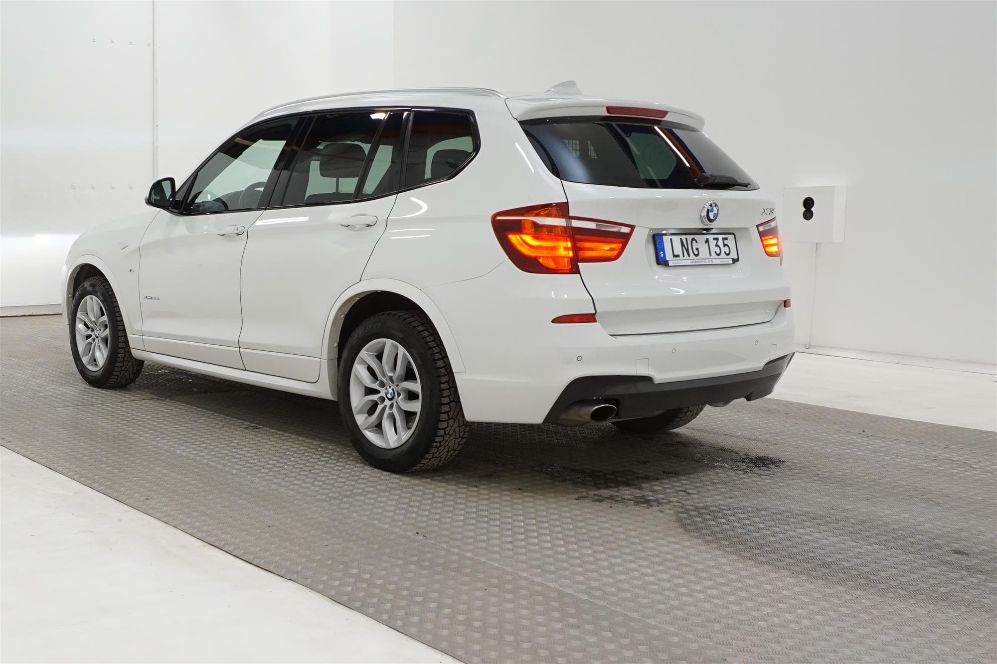 BMW X3 xDrive20d 190hk M Sport Navi Backkamera M-värm