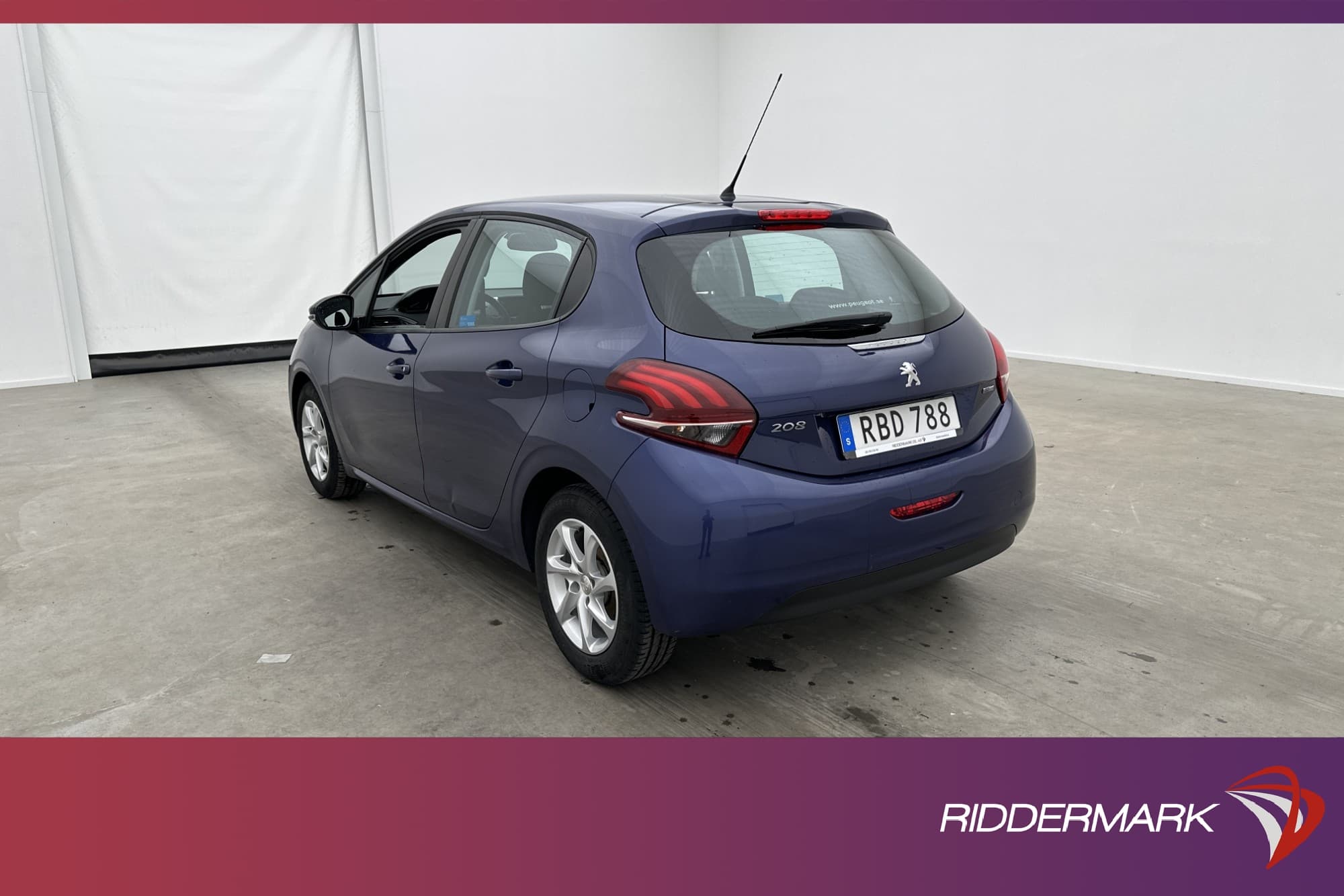 Peugeot 208 1.2 VTi 82hk En-Brukare M&K-Värmare Farthållare