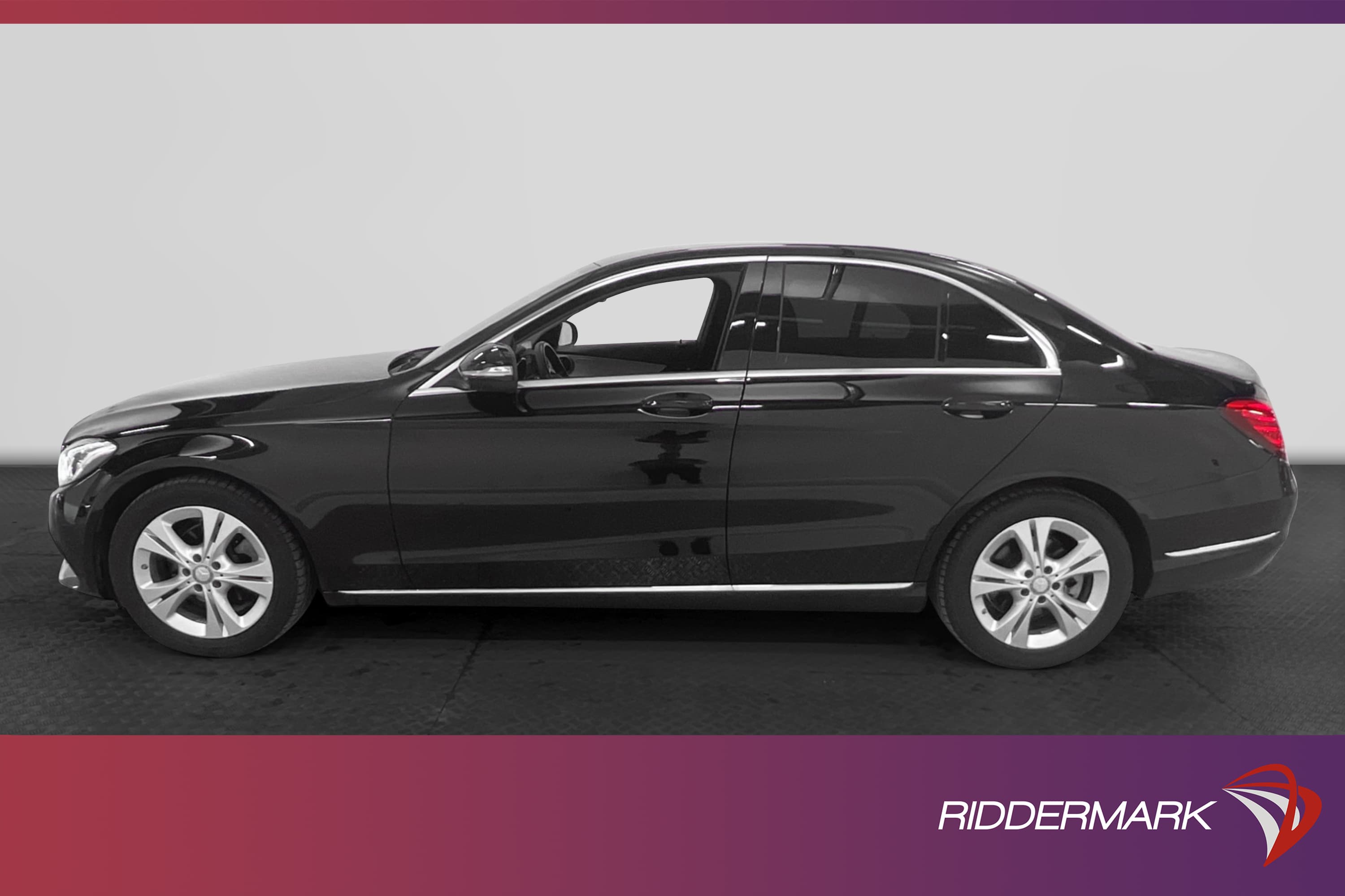 Mercedes-Benz C 180 156hk