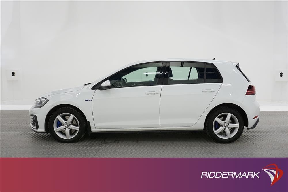 Volkswagen Golf GTE 204hk