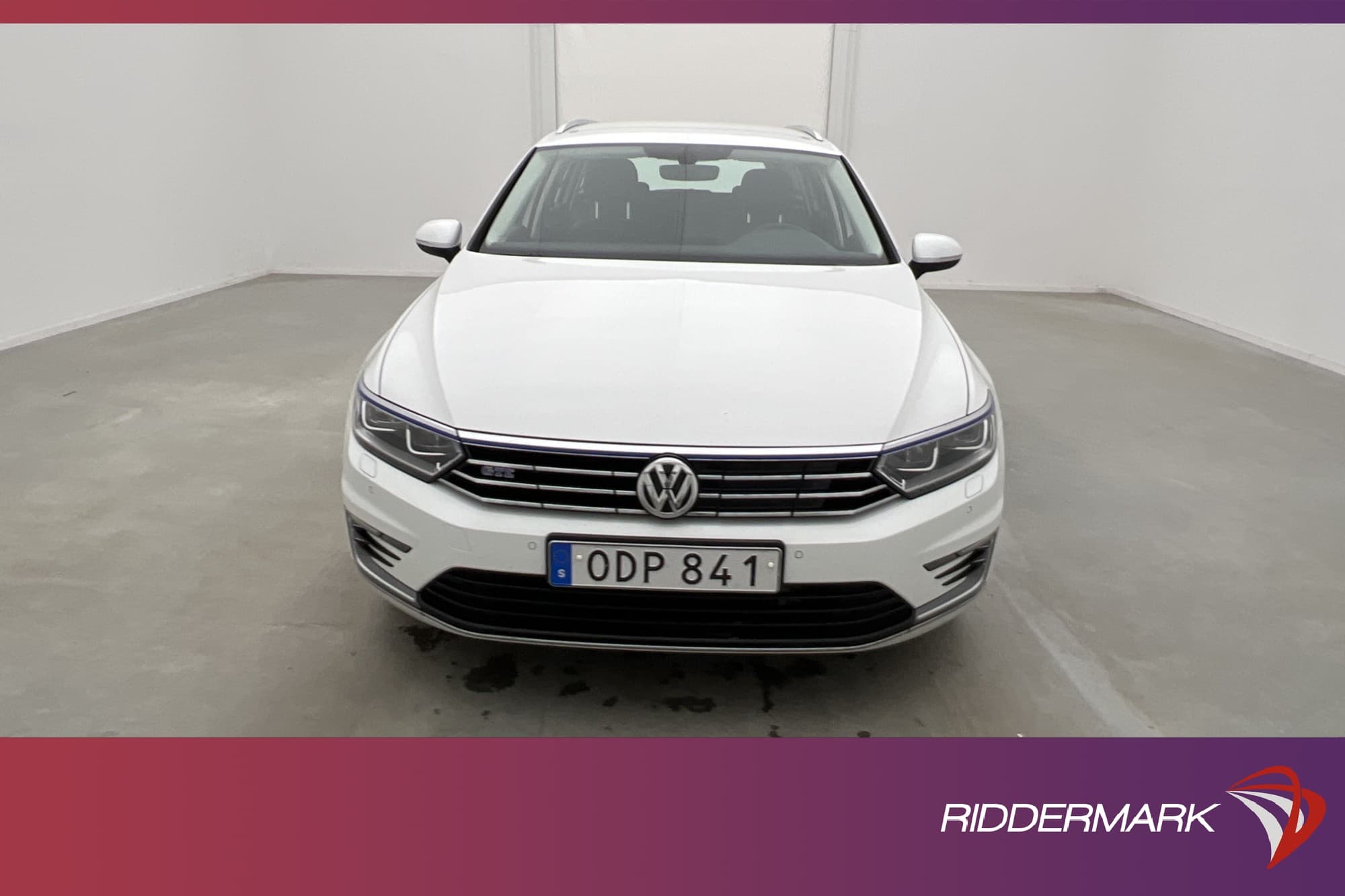 Volkswagen Passat GTE 218hk