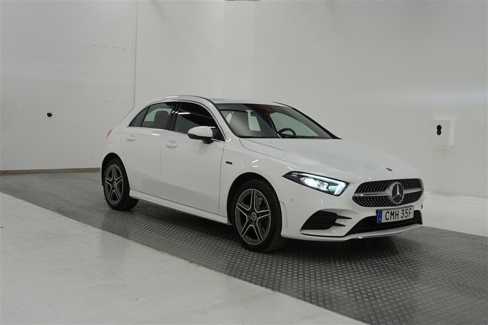 Mercedes-Benz A 250 e 218hk