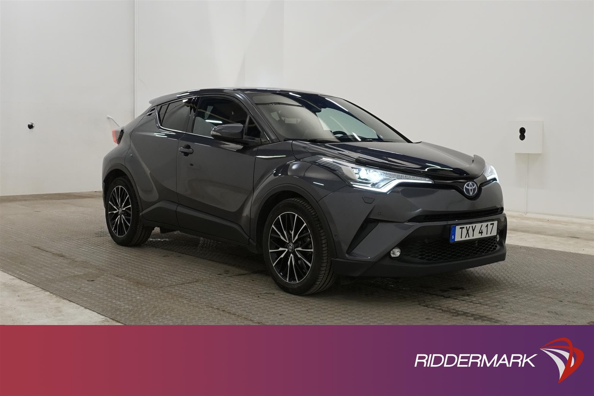 Toyota C-HR 1.8 HSD 122hk