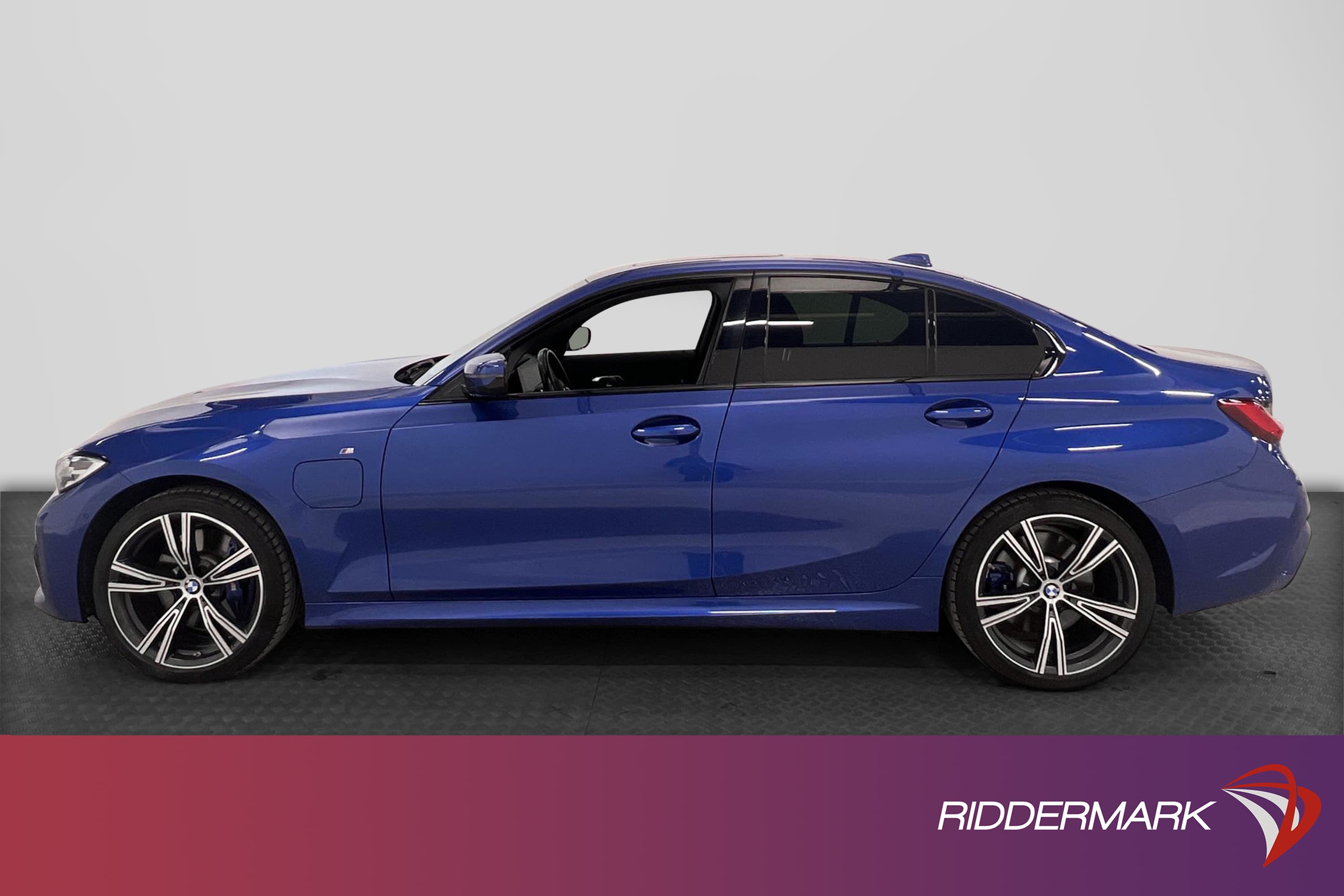 BMW 330e Sedan 292hk