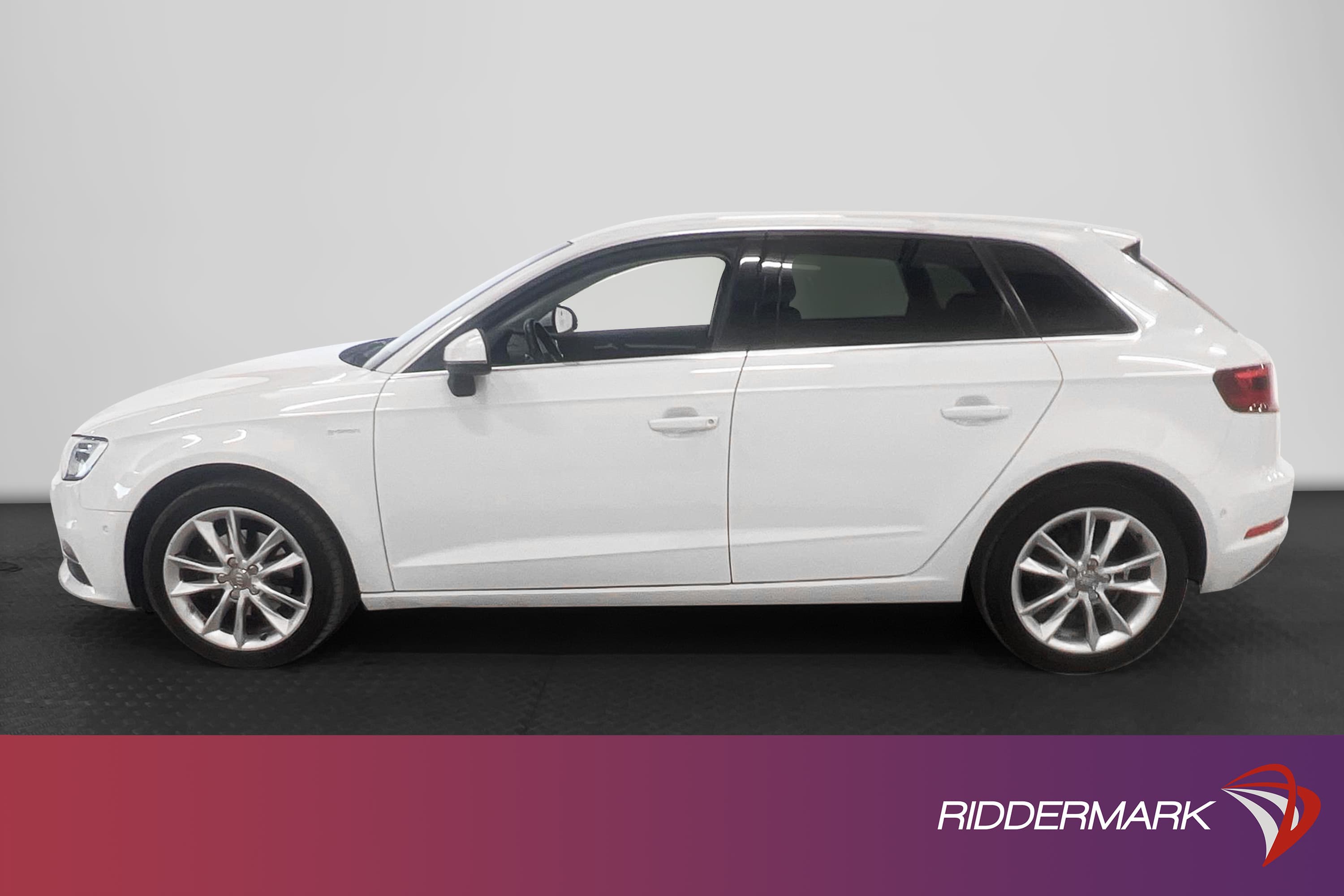 Audi A3 g-Tron 1.4 TFSI 110hk B&O M&K-Värm Adaptiv 0,43L/mil