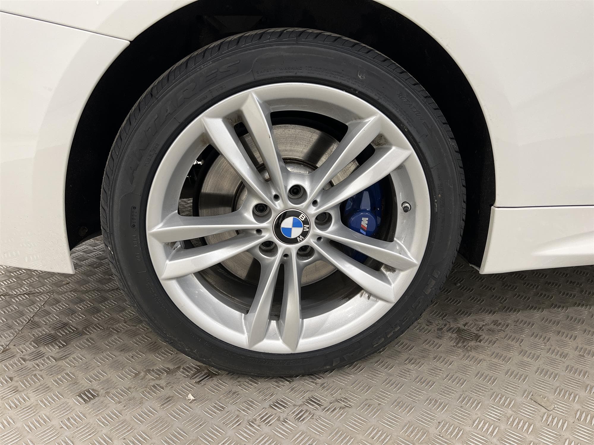 BMW 430d xDrive 258hk M Sport H/K HUD Cockpit Navi Drag 