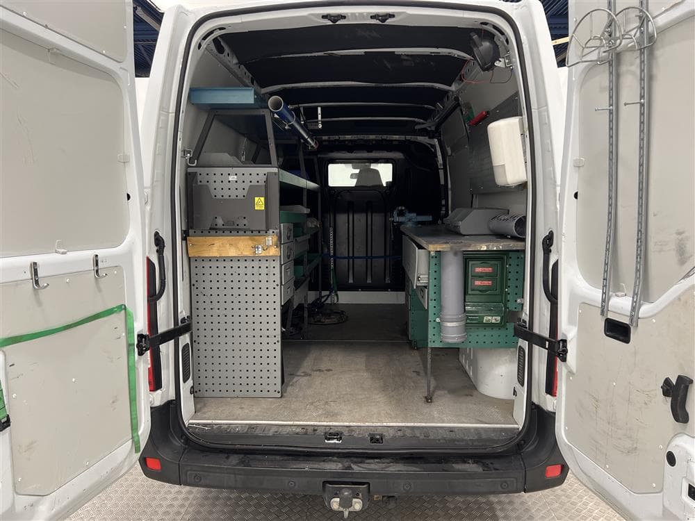 Nissan NV400 2.3 145hk Eu6 L2H2 V-Inredd Värmare Moms 