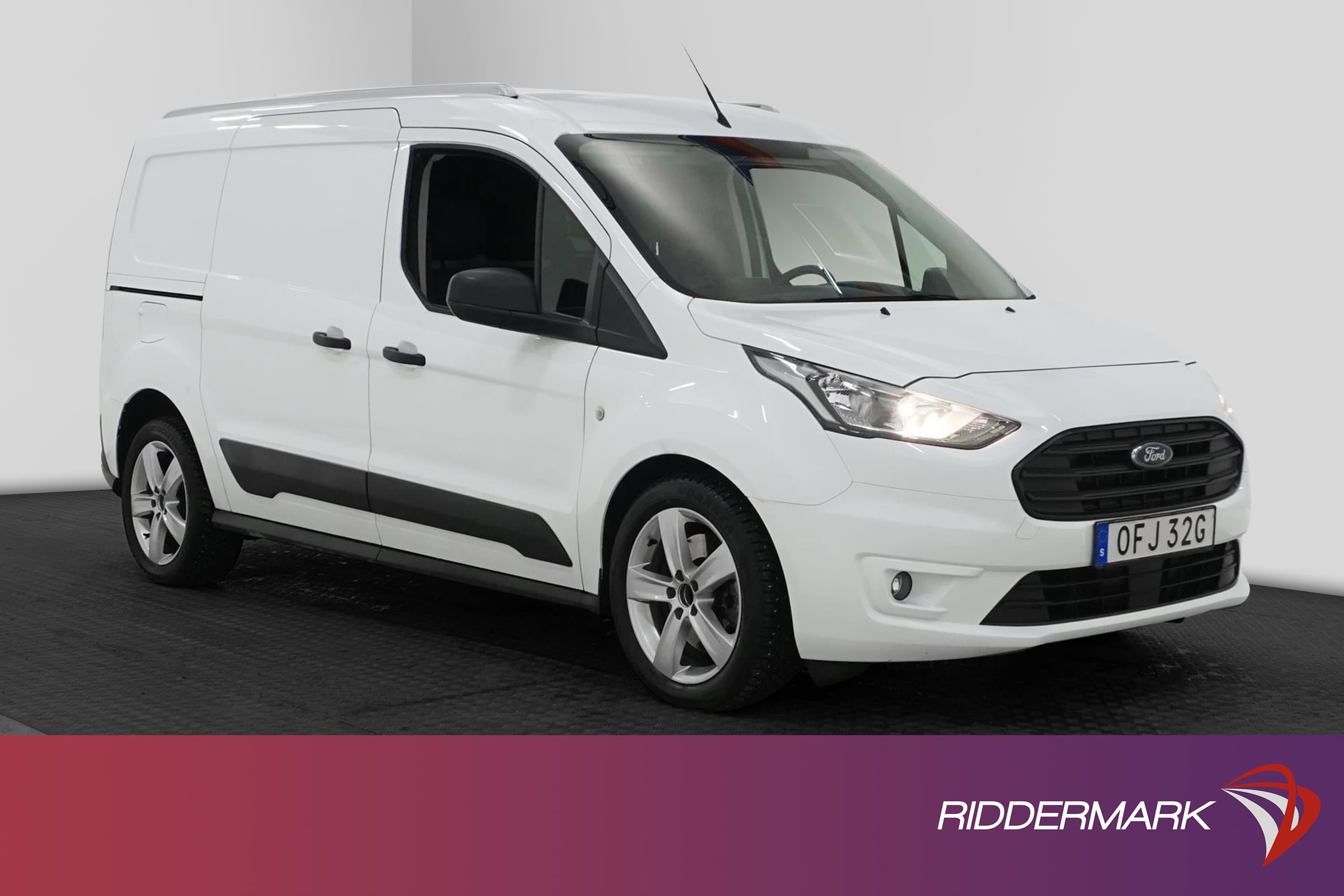 Ford Transit Connect 1.5Eco Automat LWB Drag Värmare Moms