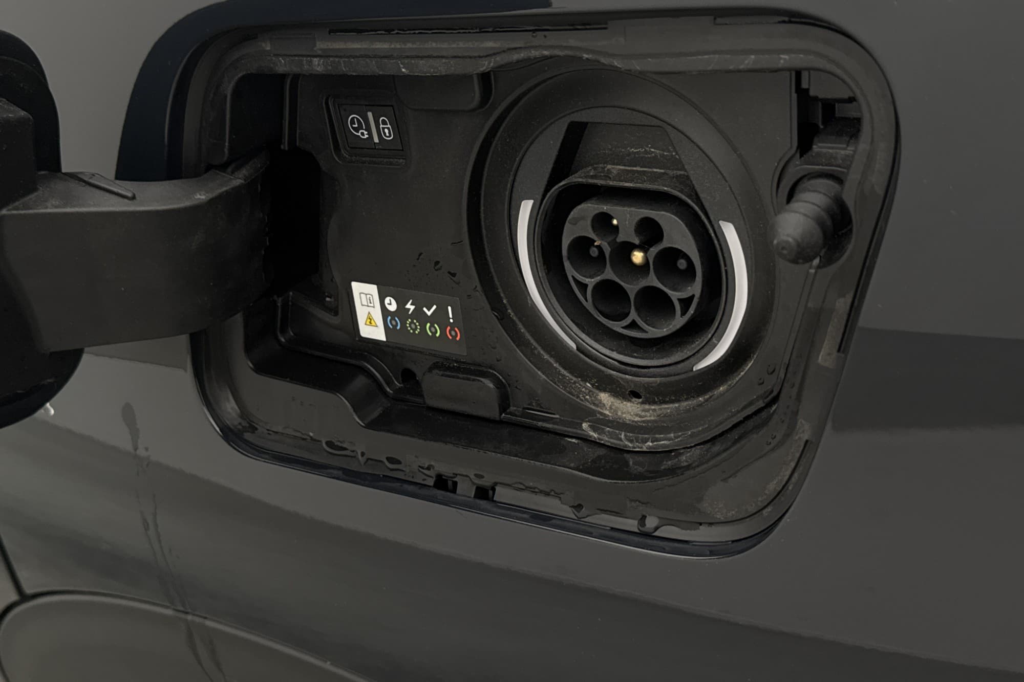 Peugeot 3008 GT Plug-In 225hk Allure P-Värmare CarPlay Navi
