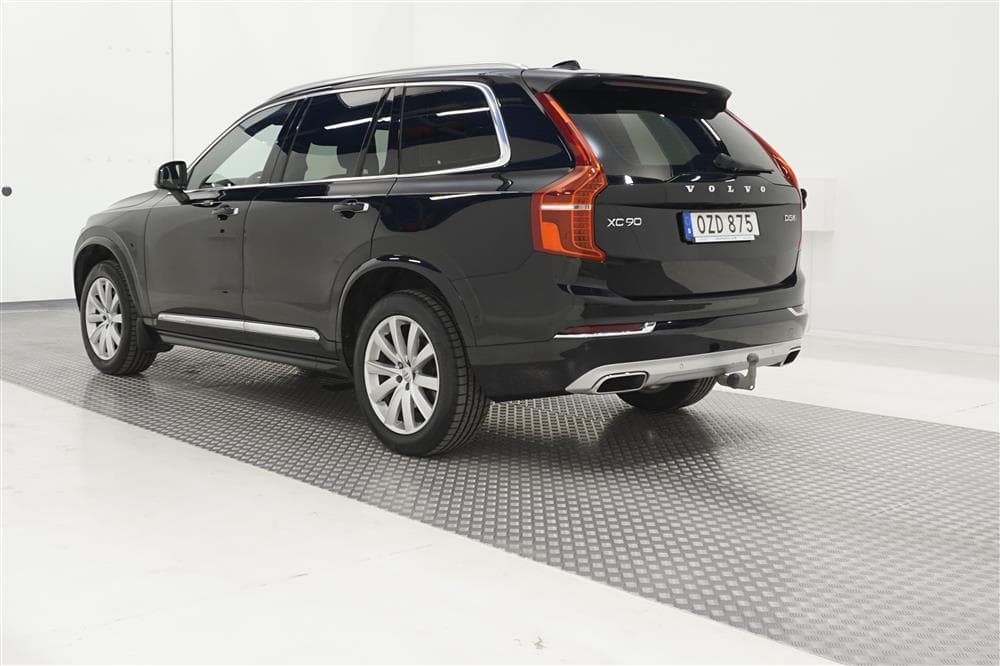 Volvo XC90 D5 225hk AWD Inscription D-Värm VOC B-Kamera Naviexteriör