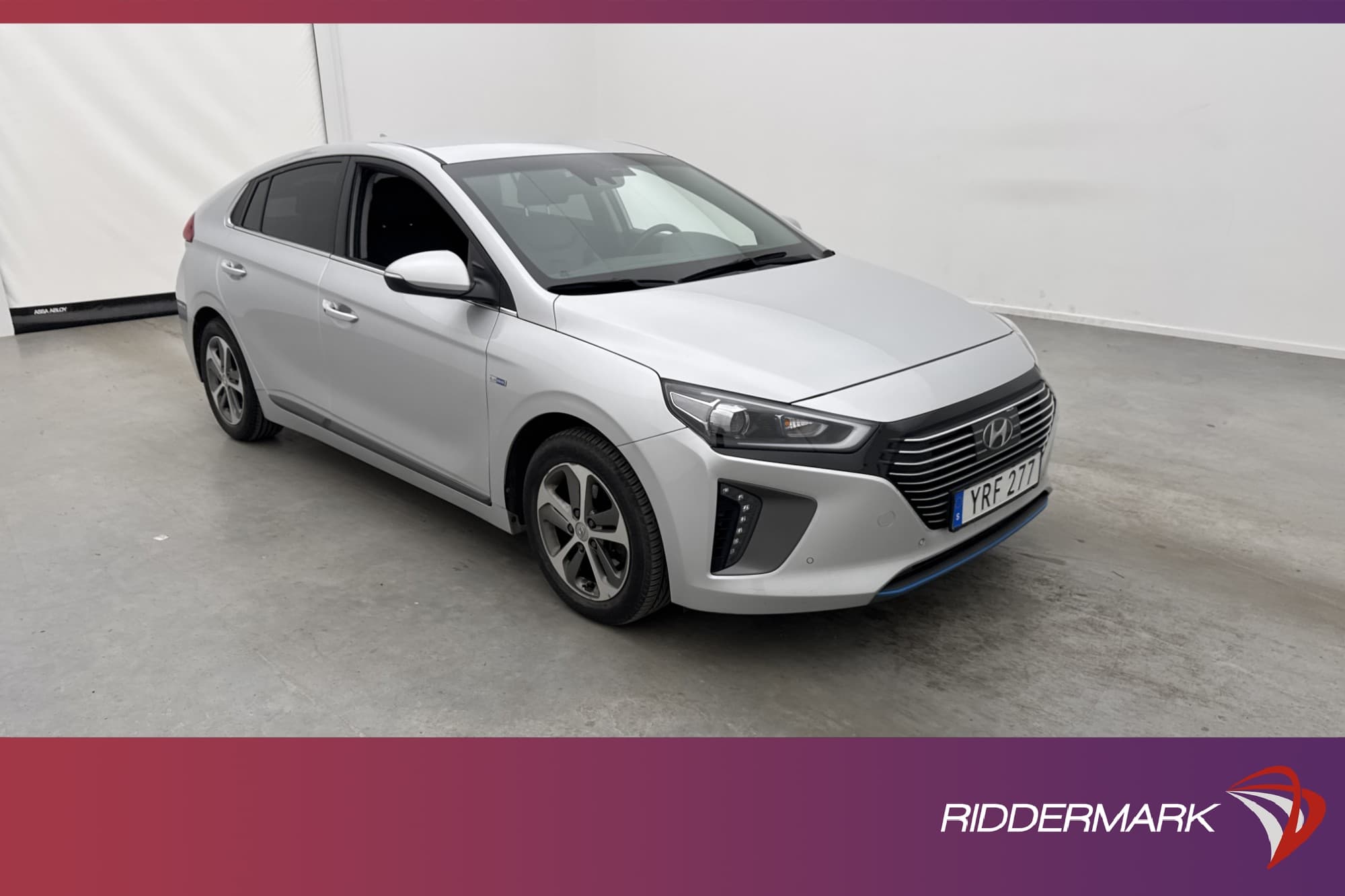 Hyundai Ioniq Hybrid 141hk