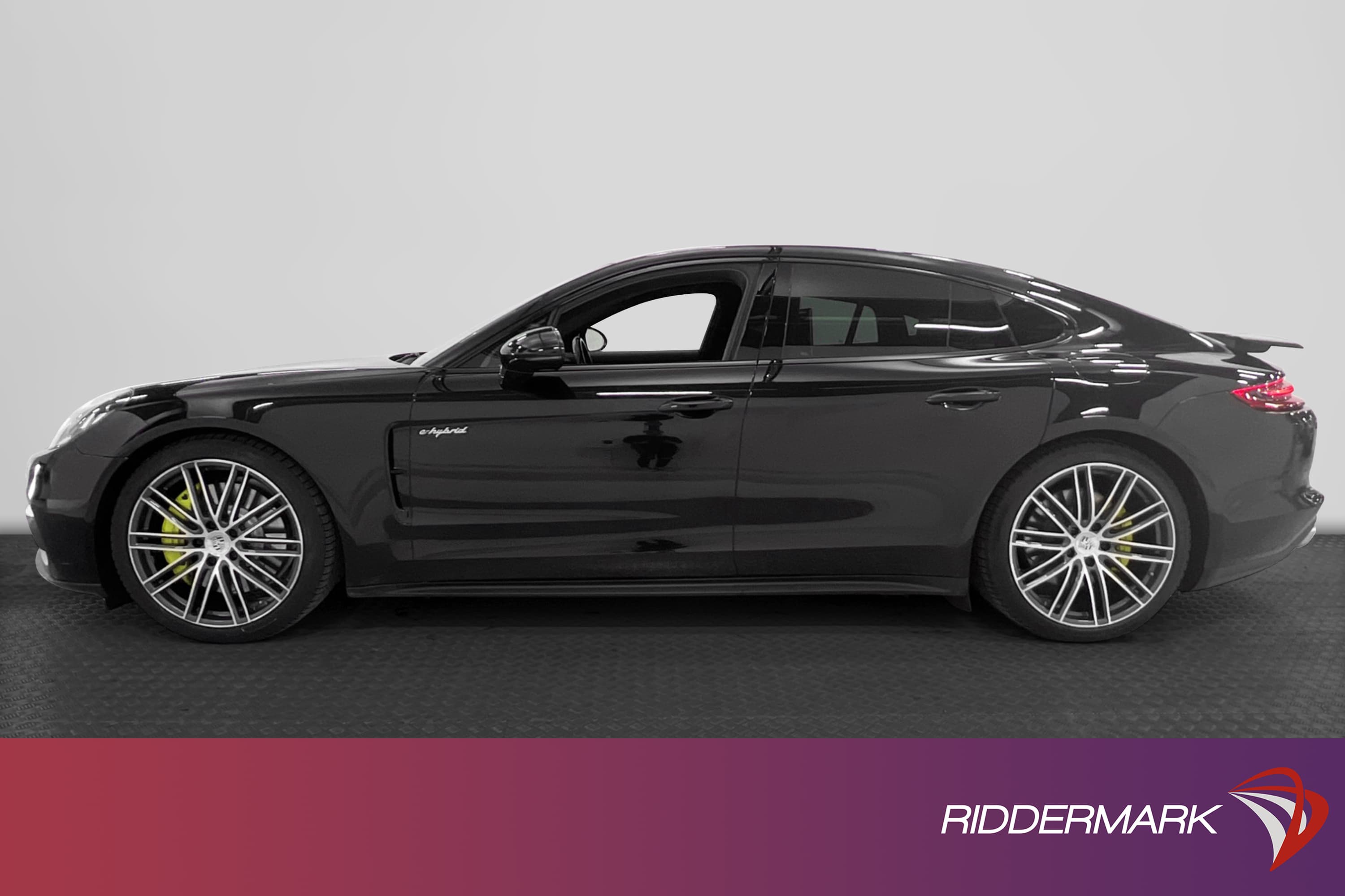 Porsche Panamera 4 E-Hybrid 462hk