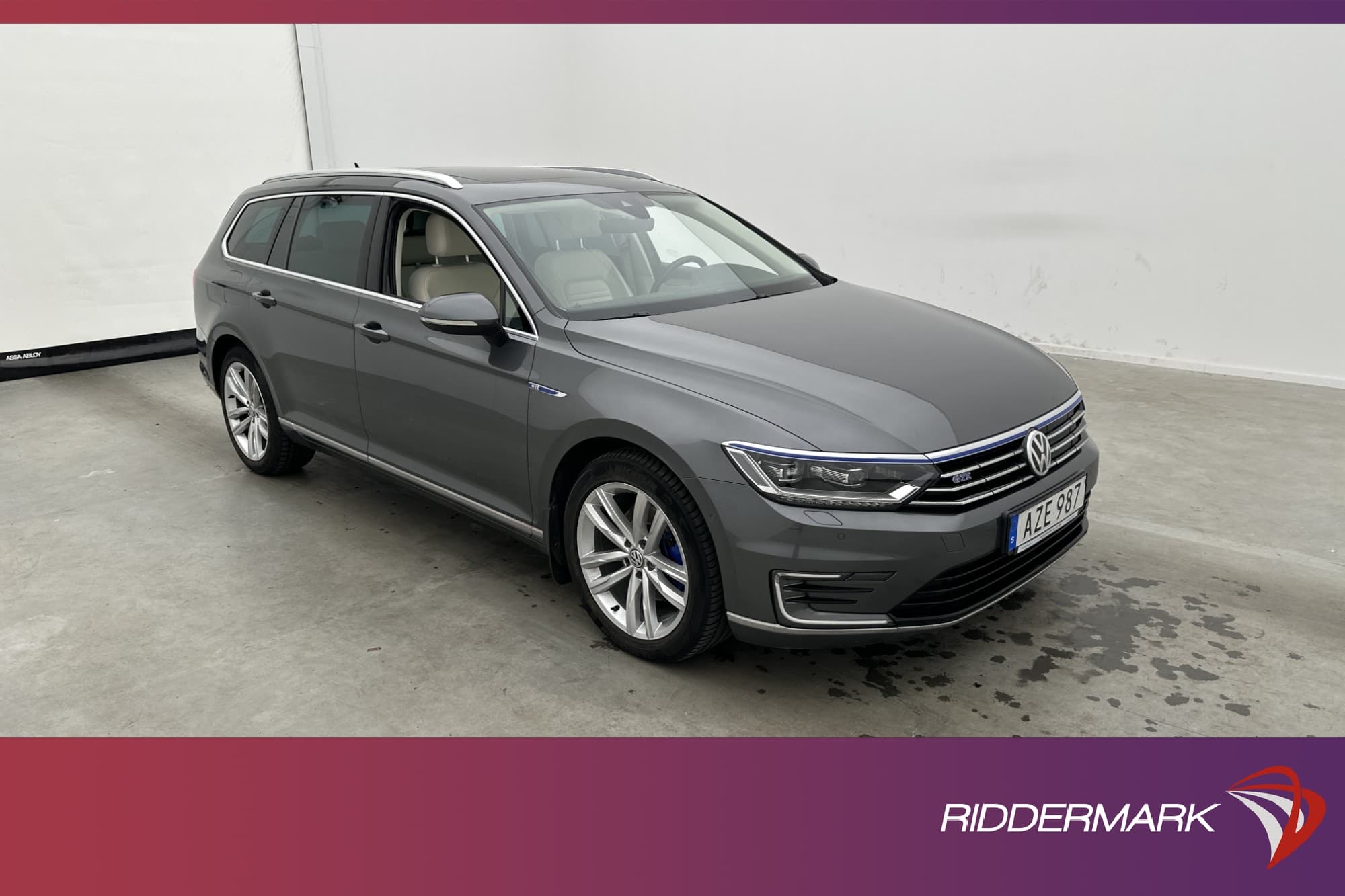 Volkswagen Passat GTE 218hk