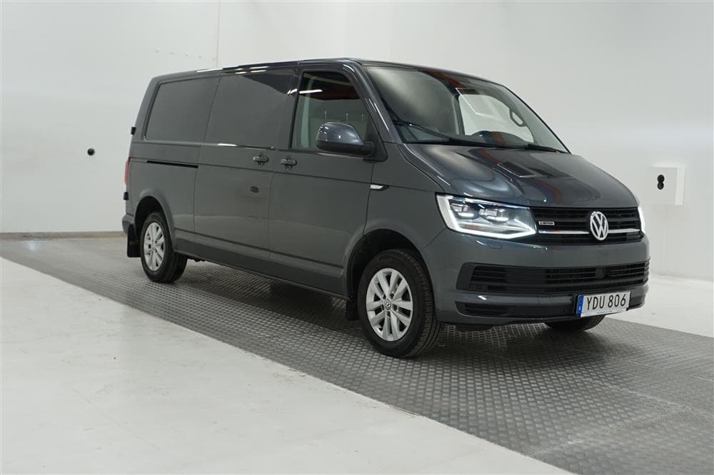 Volkswagen Transporter 2.0 TDI 4MOTION 150hk Värmare Moms