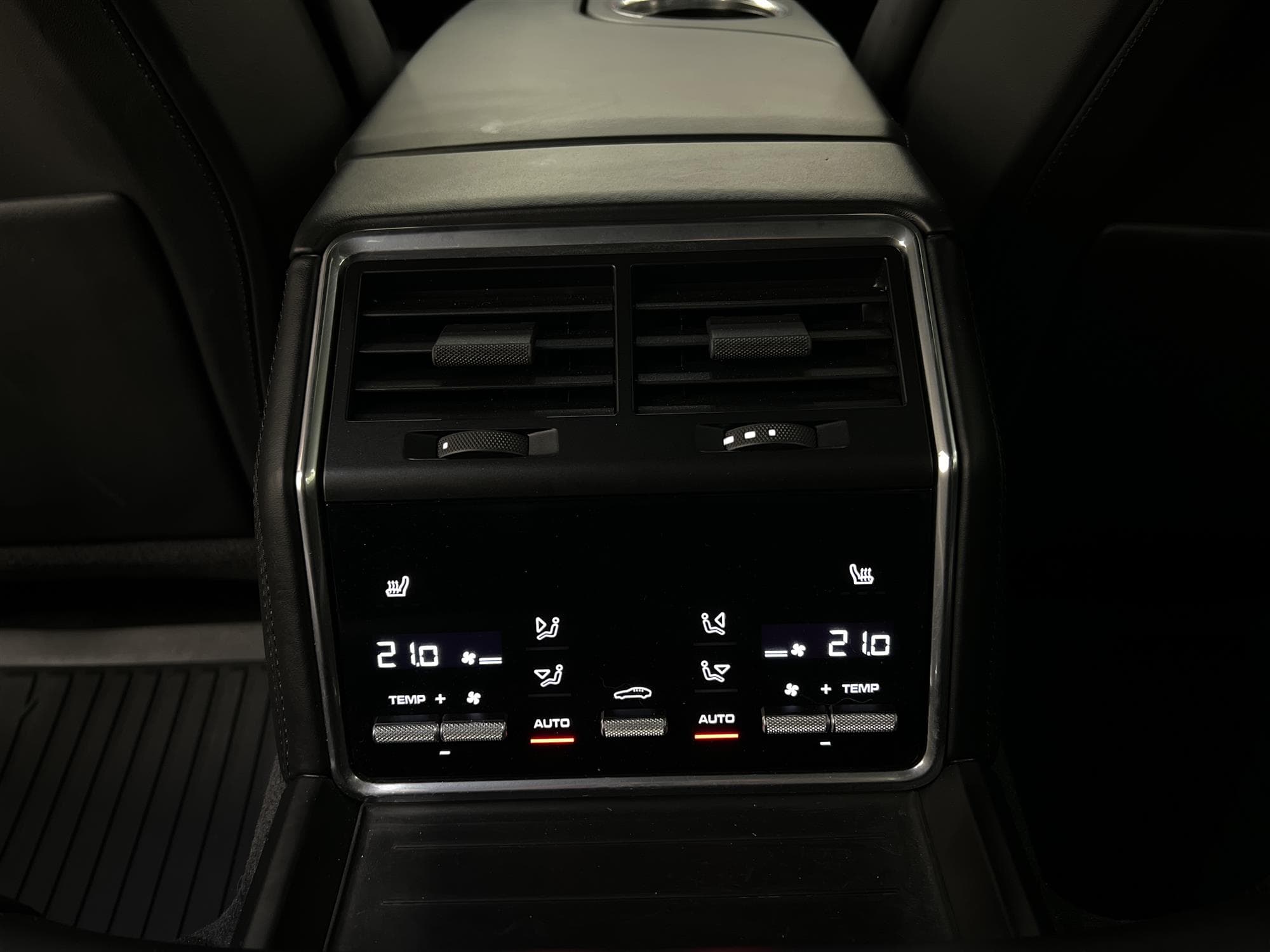 Porsche Panamera 4 E-hybrid Sport Turismo 462hk Bose Panointeriör