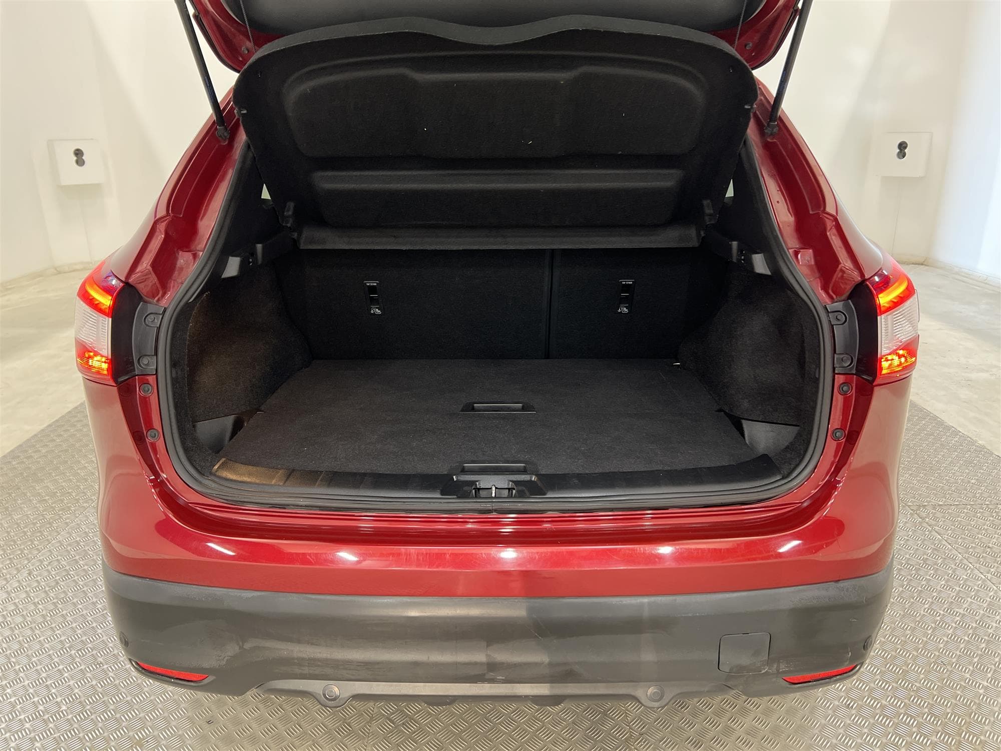 Nissan Qashqai 1.2 115hk 2 Brukare M&K-Värm Pano 360 Navi 