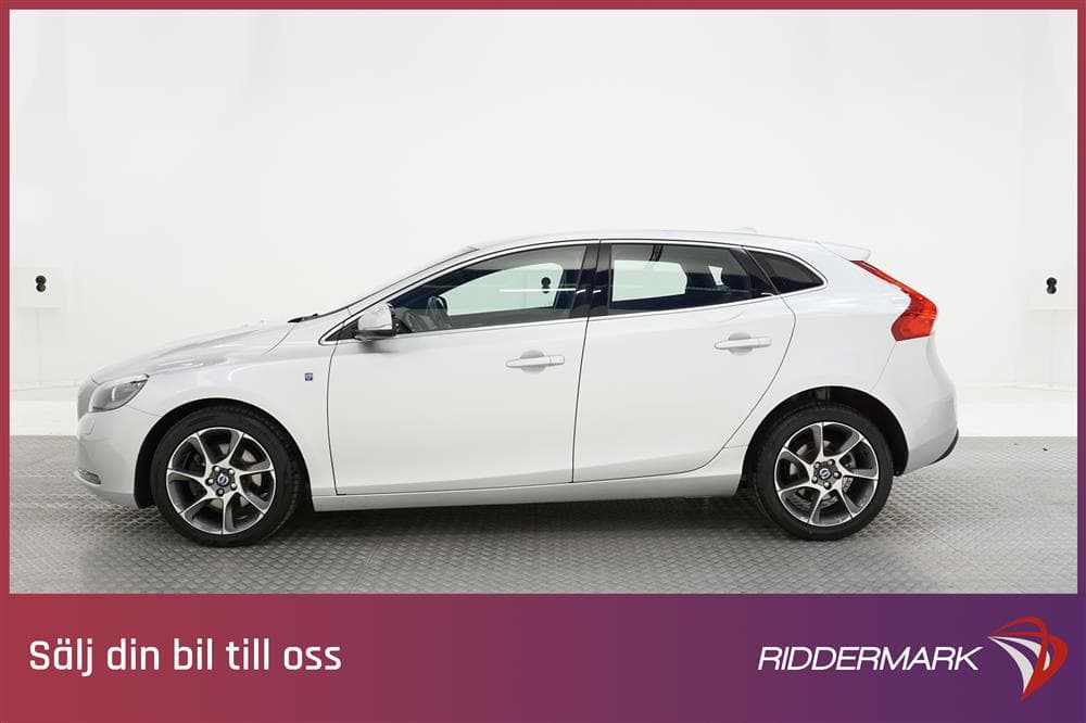 Volvo V40 T2 122hk