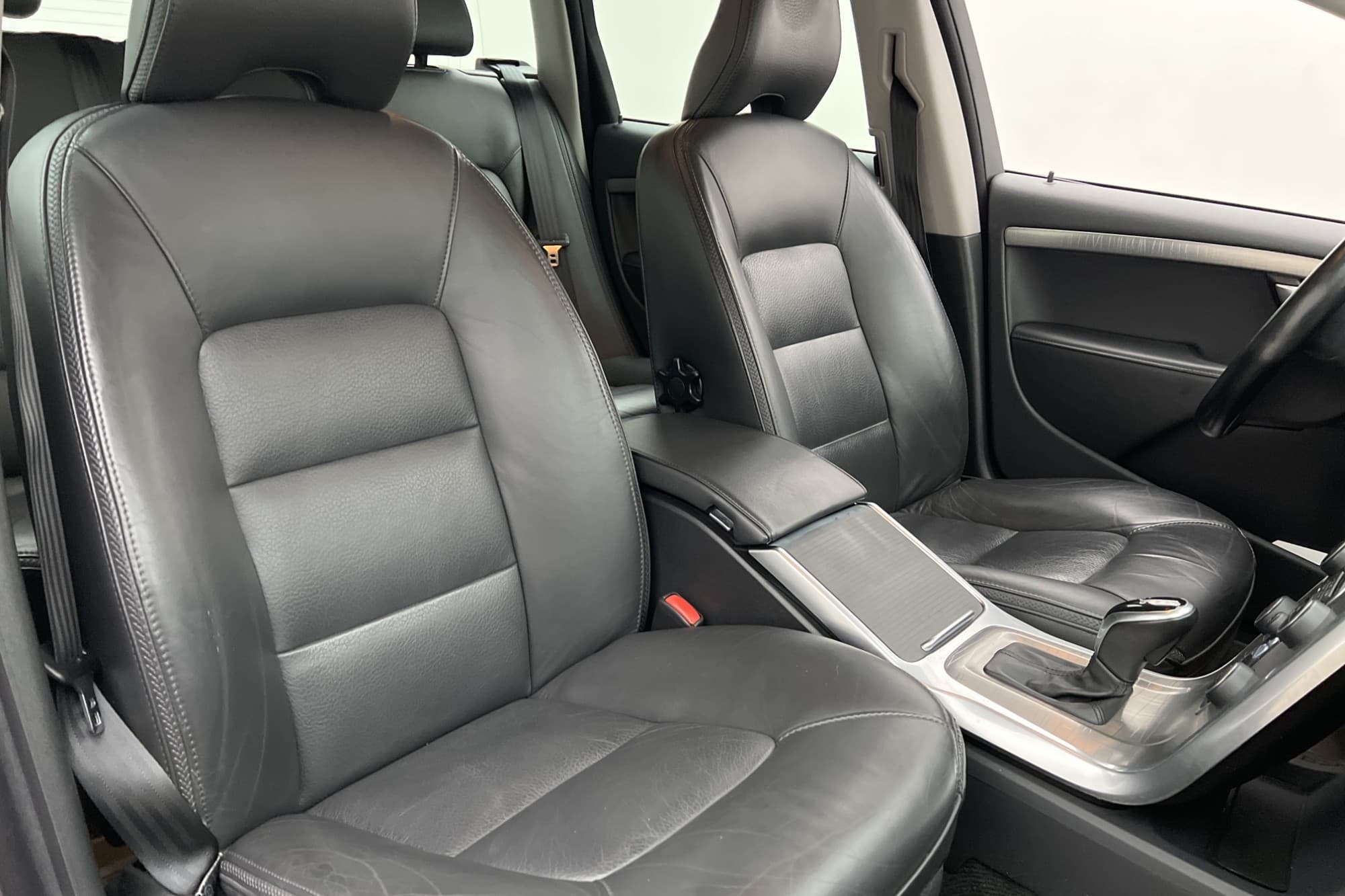 Volvo XC70 D4 AWD Summum Två-Brukare VOC Värmare Skinn Drag