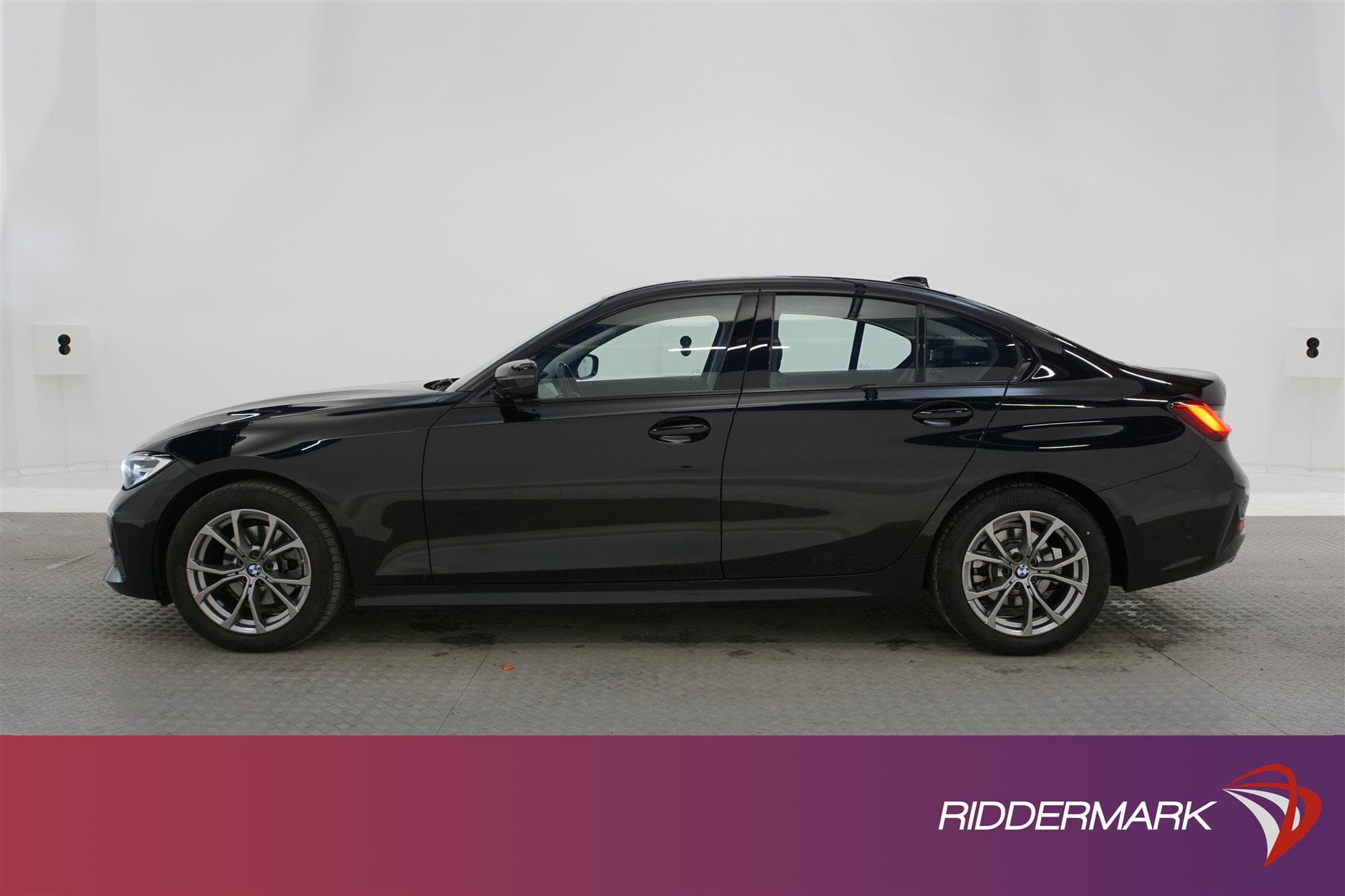 BMW 320d xDrive Sedan 190hk Sport line HiFi 0,45L/mil