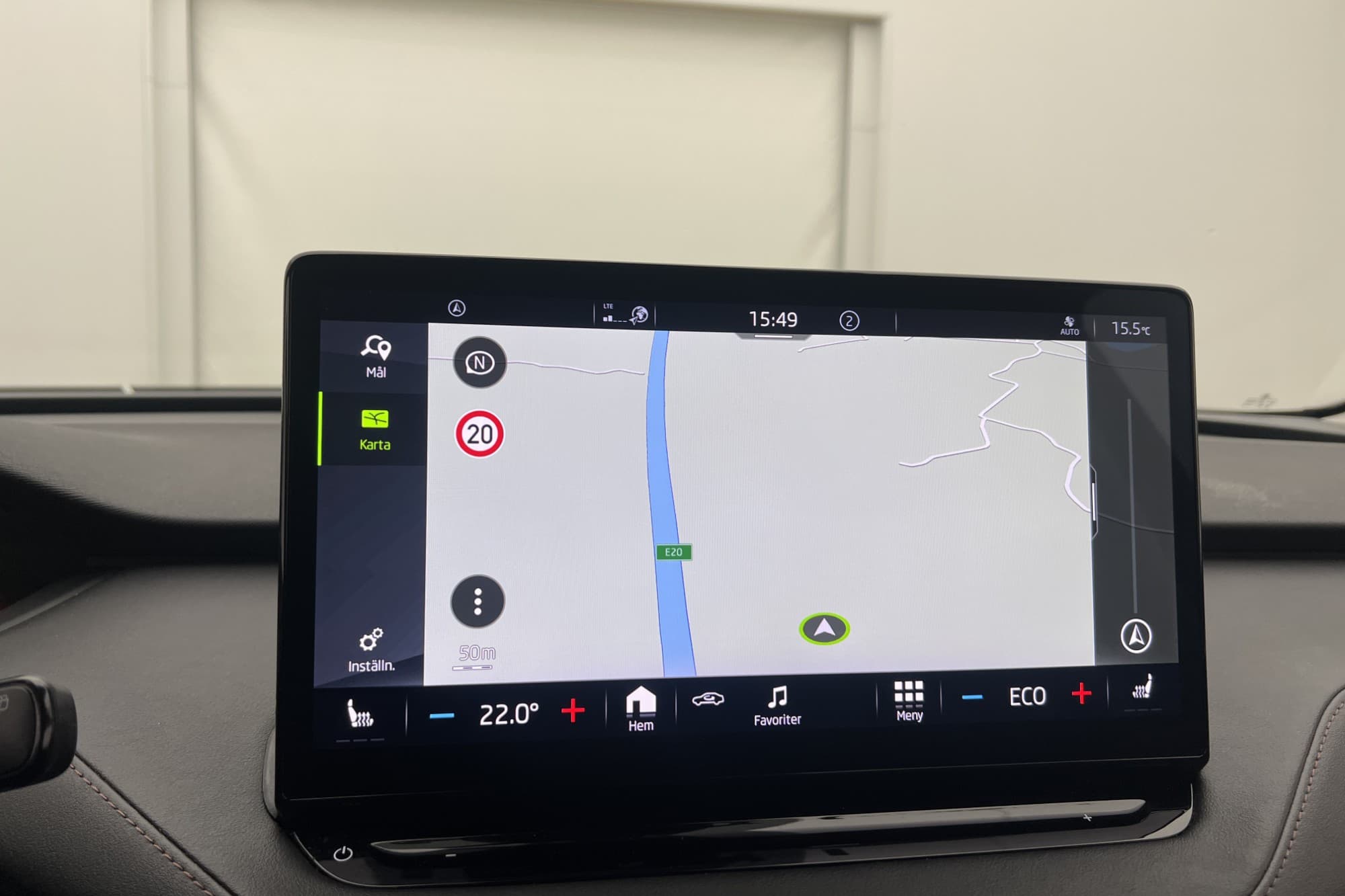 Škoda Enyaq iV 80 Värmare Skinn Kamera CarPlay Adapt-fart