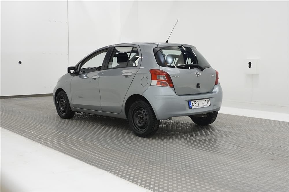 Toyota Yaris 1.33 5dr 100hk Låg Skatt Välservad 0,44L/Mil