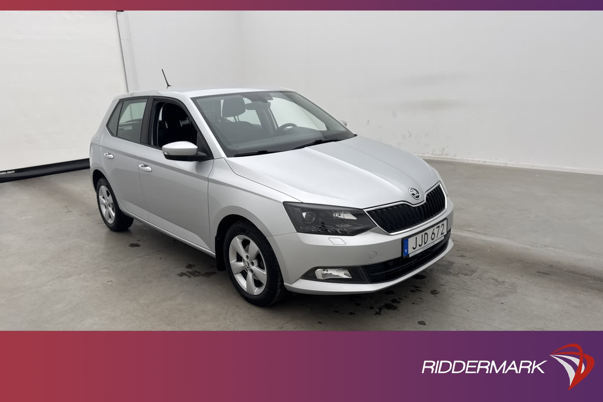 Skoda Fabia 1.0 TSI 95hk Style P-sensorer CarPlay Keyless