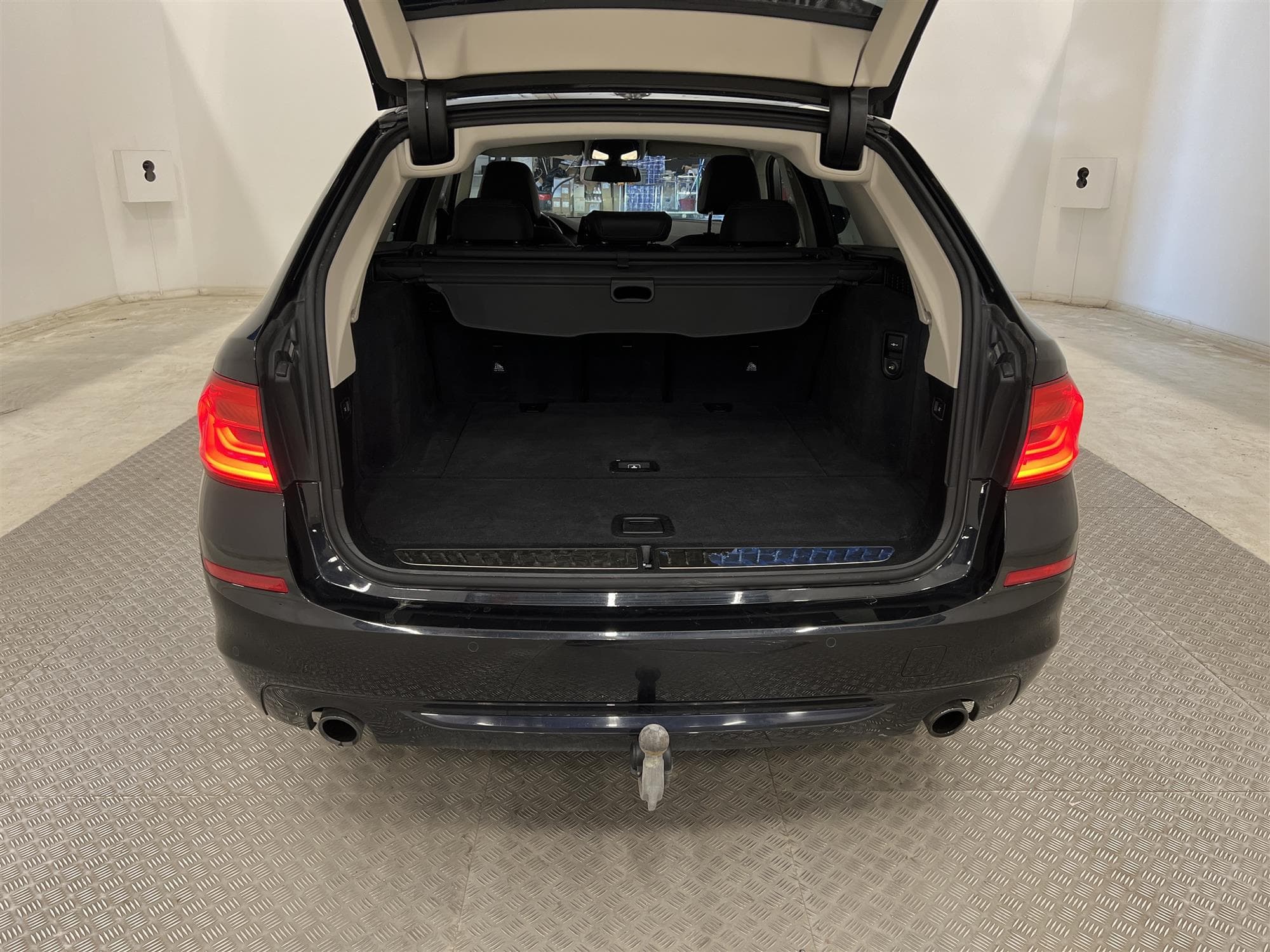 BMW 520d xDrive 190hk Sport line Display Key Drag D-Värm