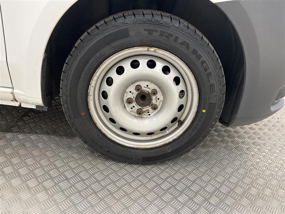 Mercedes-Benz Vito 114 CDI Aut 136hk Lång Värmare Drag interiör