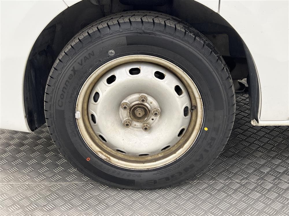 Nissan NV300 1.6 dCi Eu6 120hk Lång Värmare Moms 