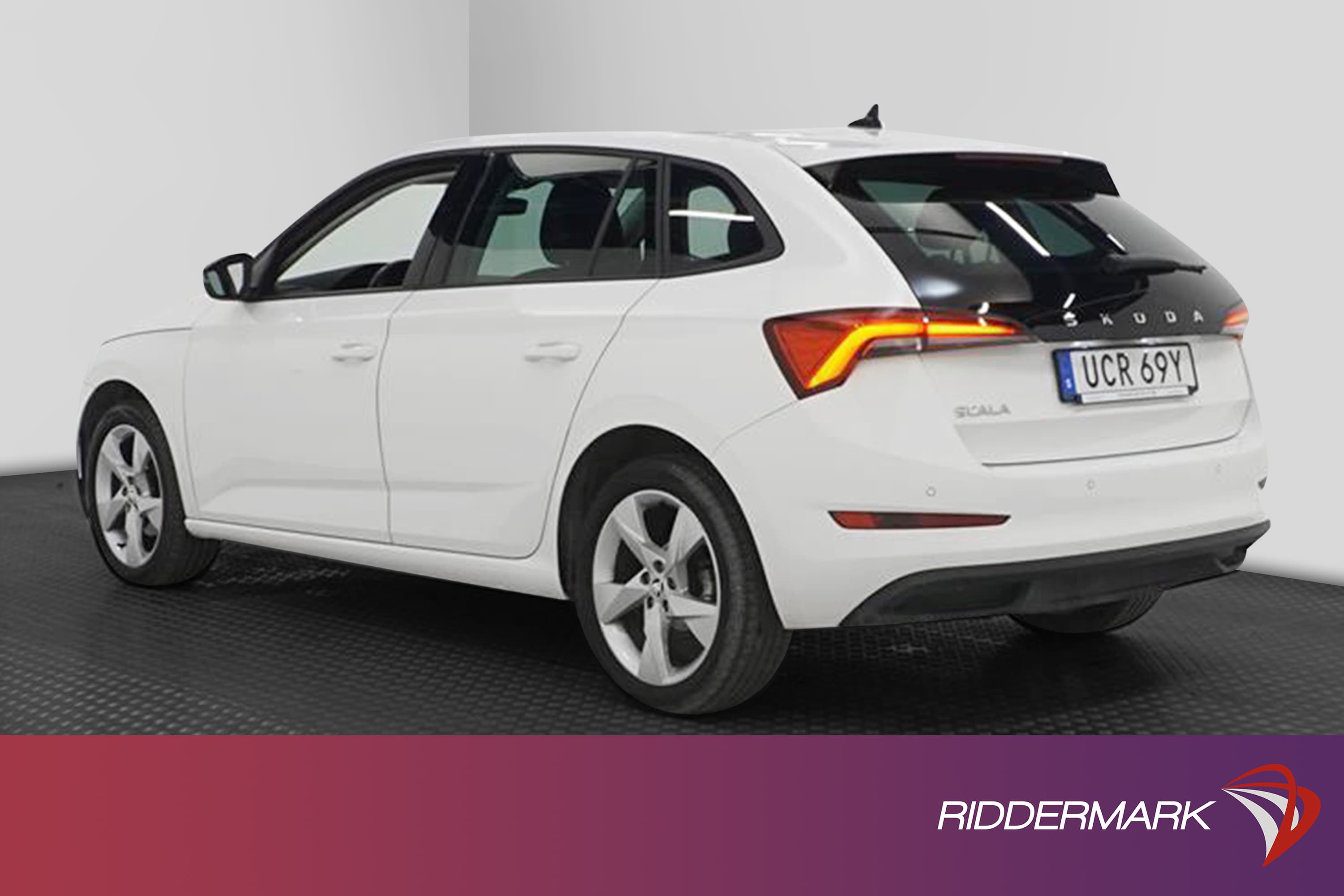 Skoda Scala 1.0 TSI DSG 115hk Sensorer Carplay/Auto En-bruk