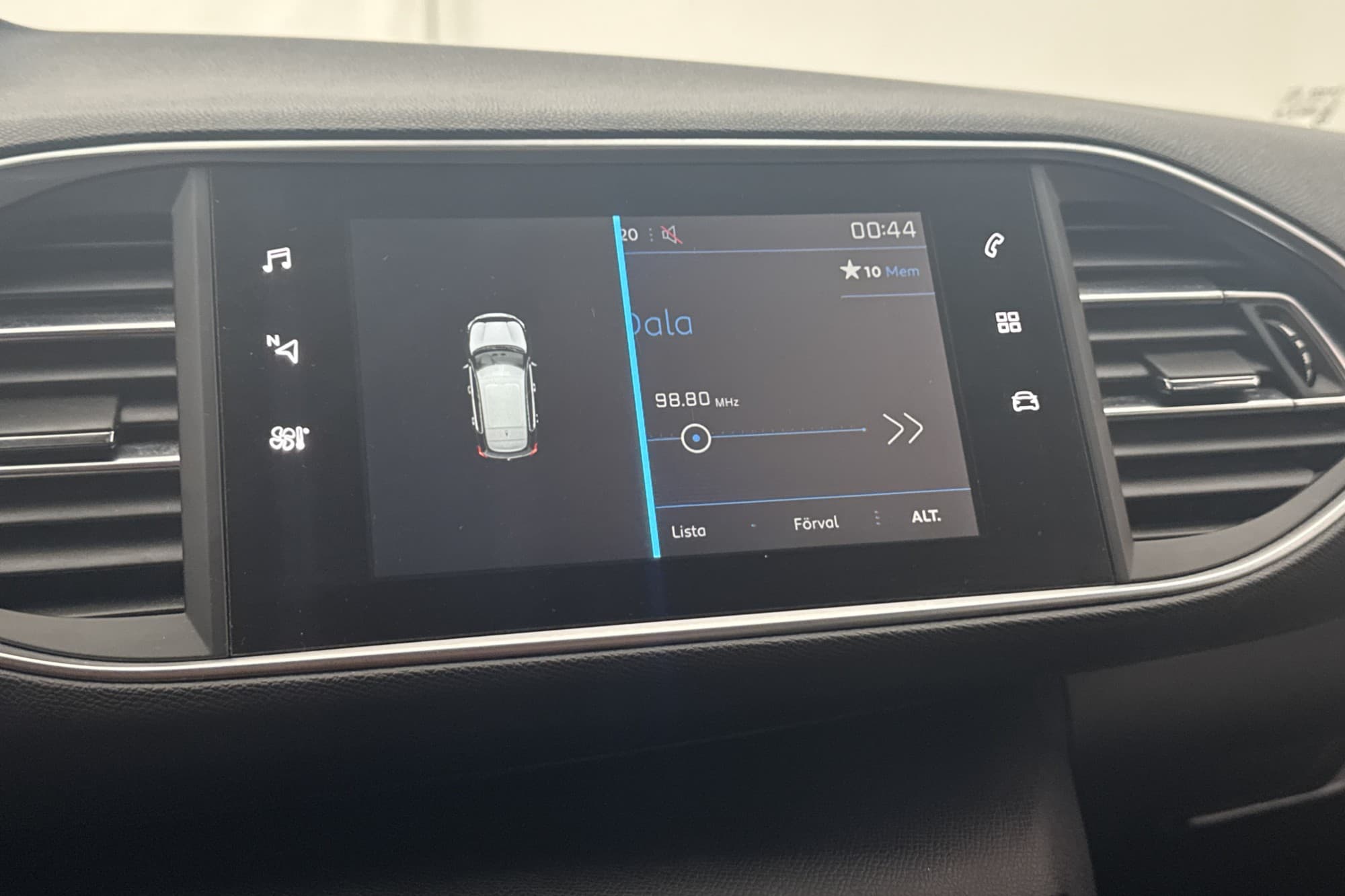 Peugeot 308 120hk Active MOMS Sensorer Farthållare 0,36l/mil