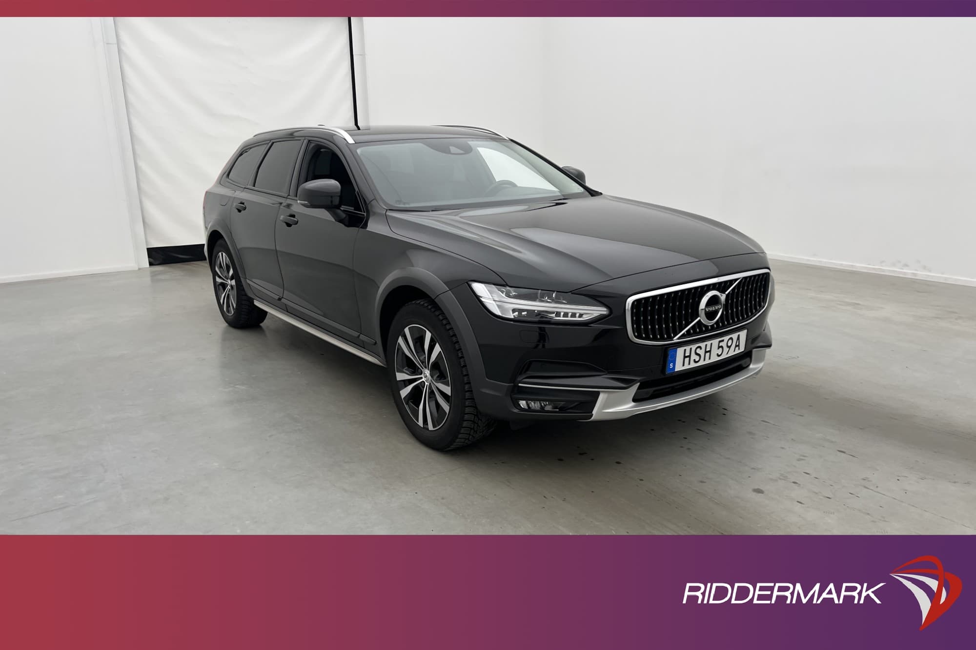 Volvo V90 Cross Country D4 AWD