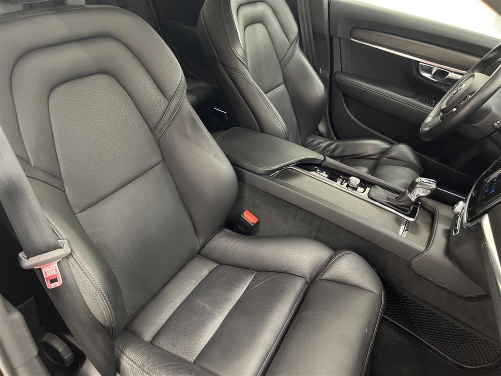 Volvo V90 Cross Country D4 AWD Pro VOC Värmare Navi Drag