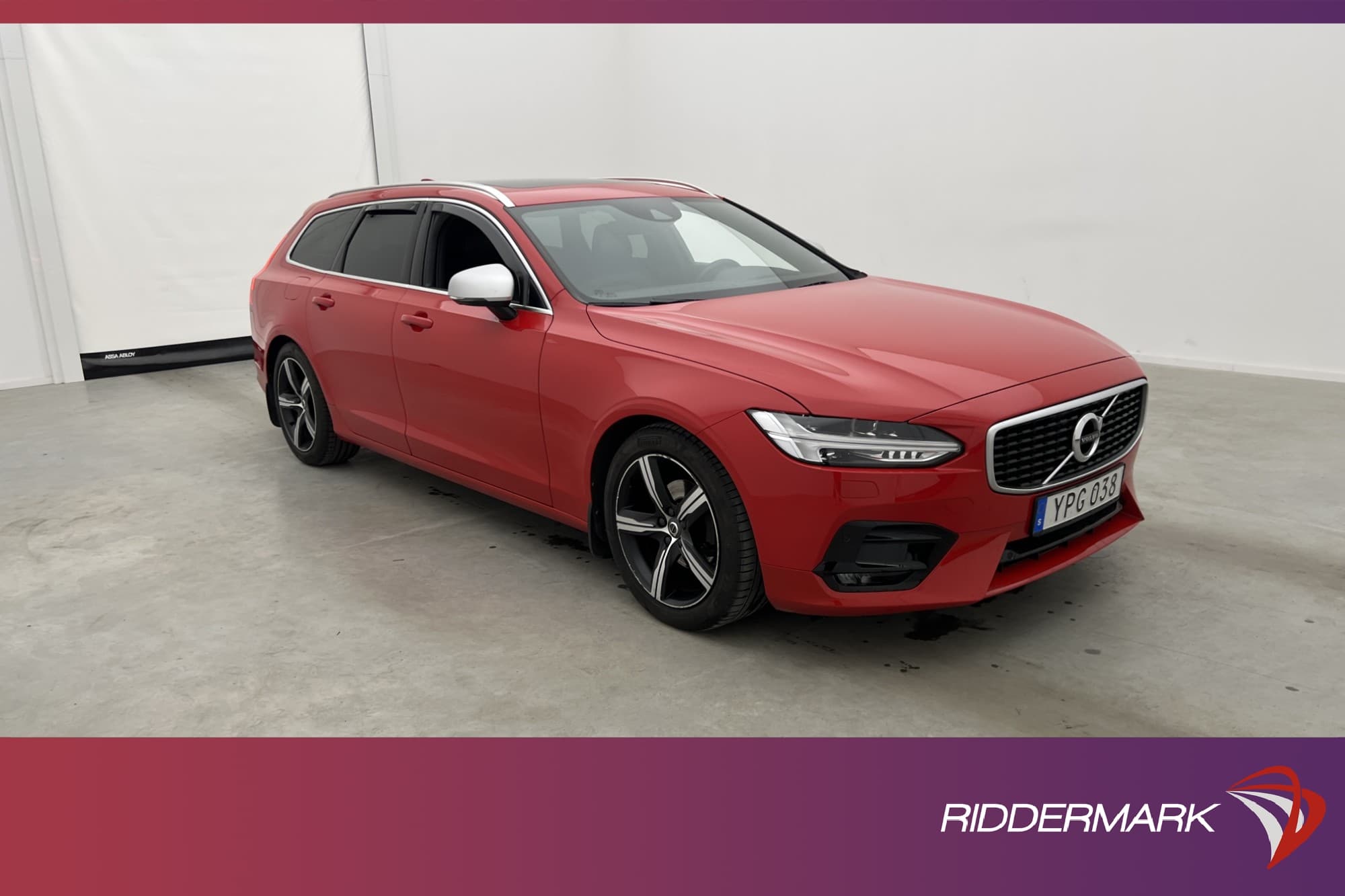 Volvo V90 D4 AWD
