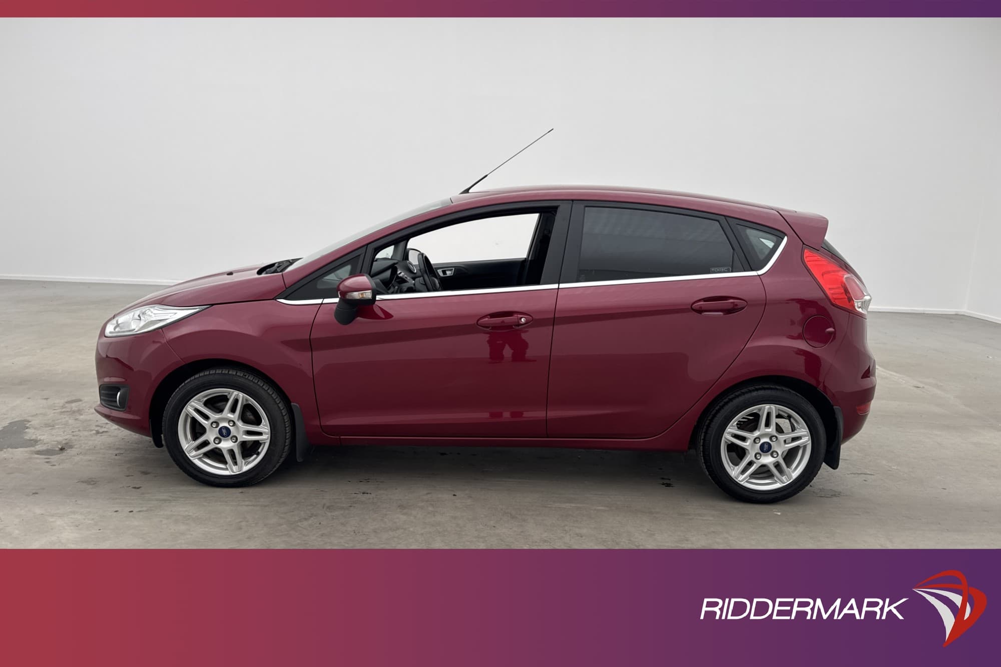 Ford Fiesta 1.0 80hk Titanium  Ny-Kamrem 1-Brukare AC