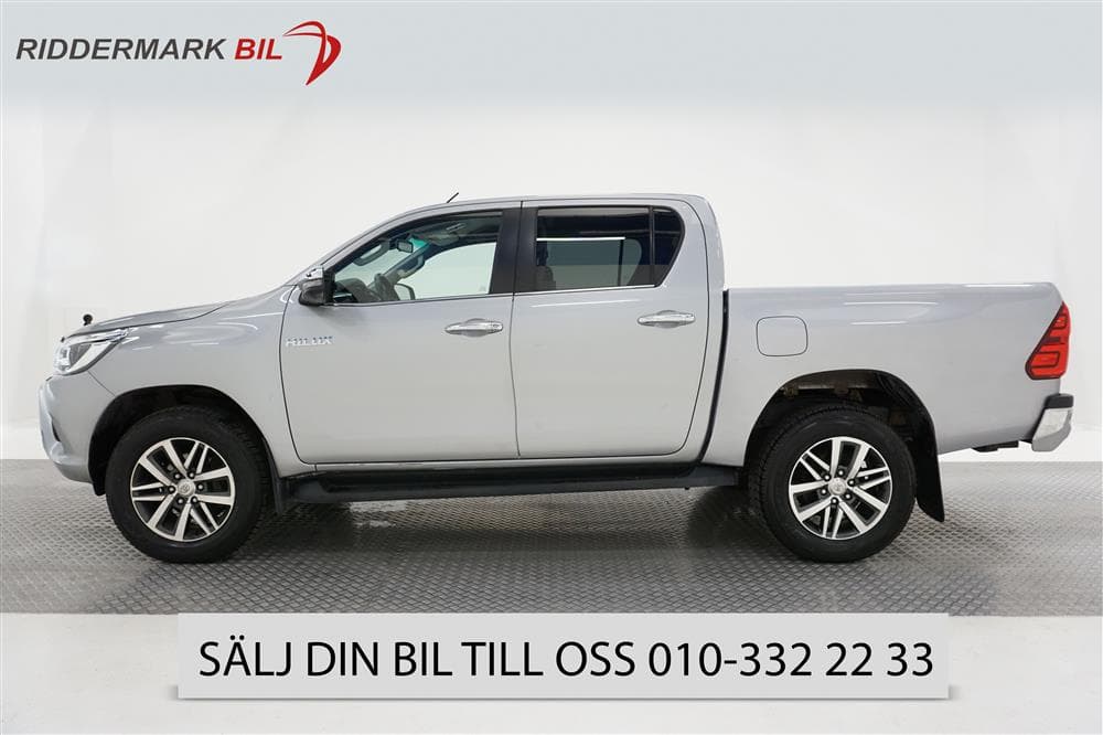 Toyota Hilux 2.4 D 4WD 150hk Diff Premium M-värm Aut