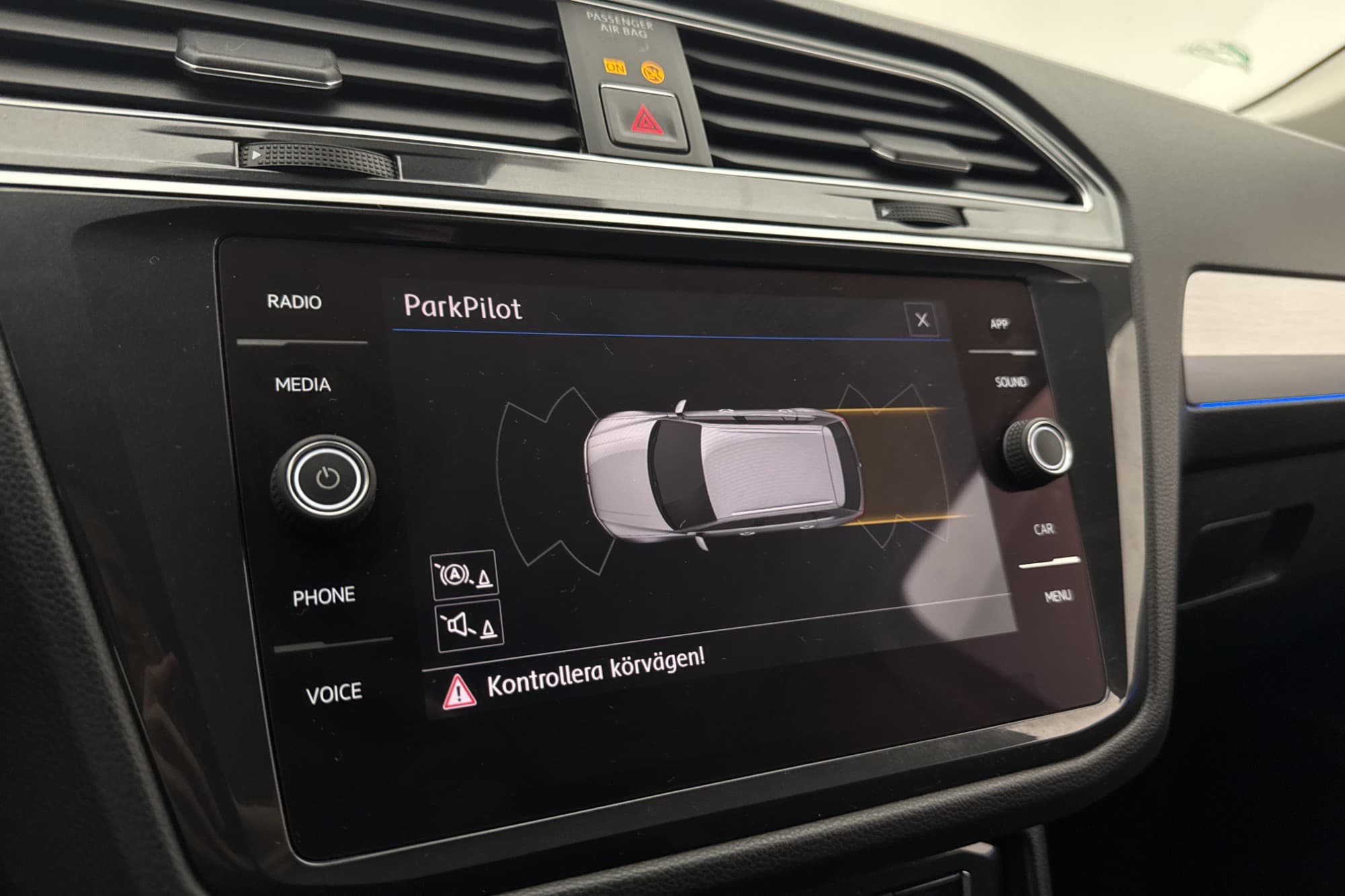 Volkswagen Tiguan 1.4 TSI 150hk 4M Värmare Sensorer CarPlay