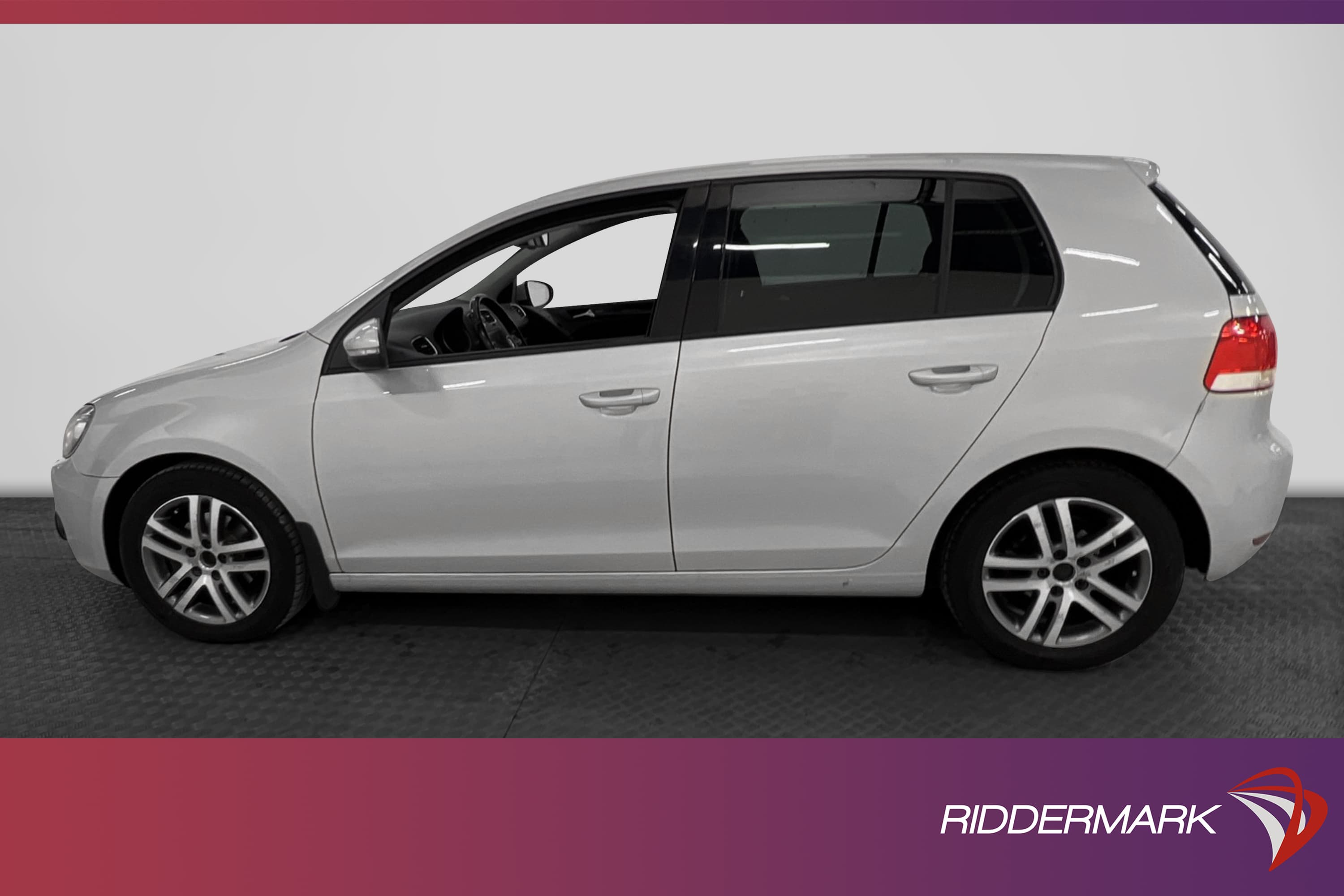 Volkswagen Golf 1.6 TDI DSG 105hk