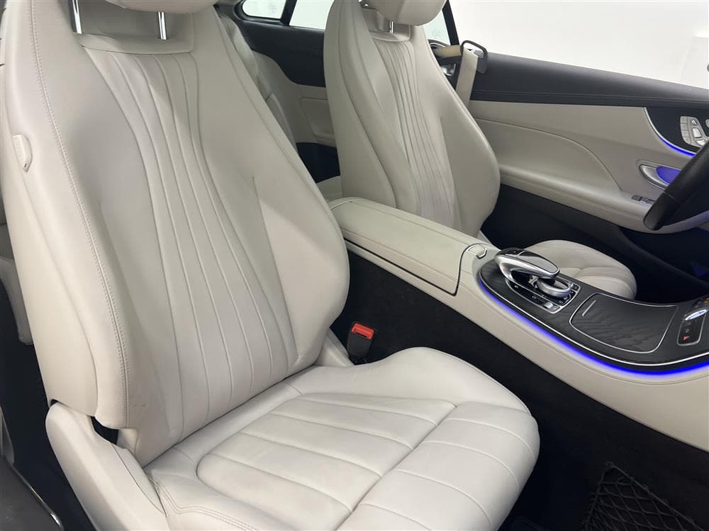 Mercedes-Benz E 220 d Coupé 194hk AMG D-värm Pano Skinn Naviinteriör