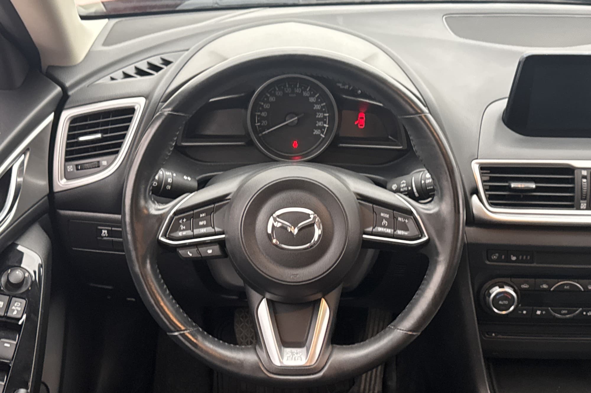 Mazda 3 Sport 120hk Vision Navi Sensorer Rattvärme 0.43l/mil