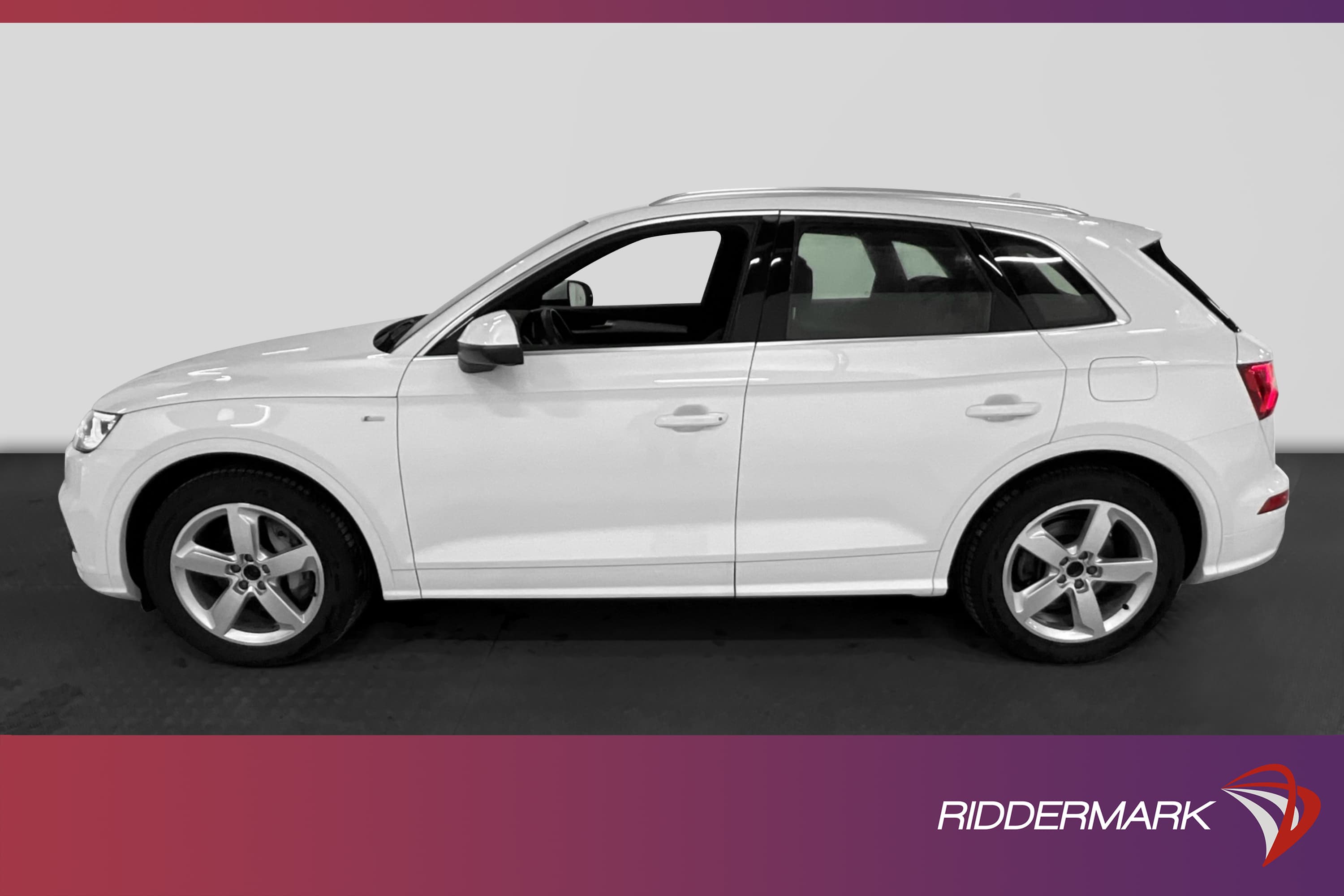 Audi Q5 55 TFSI e Q 367hk