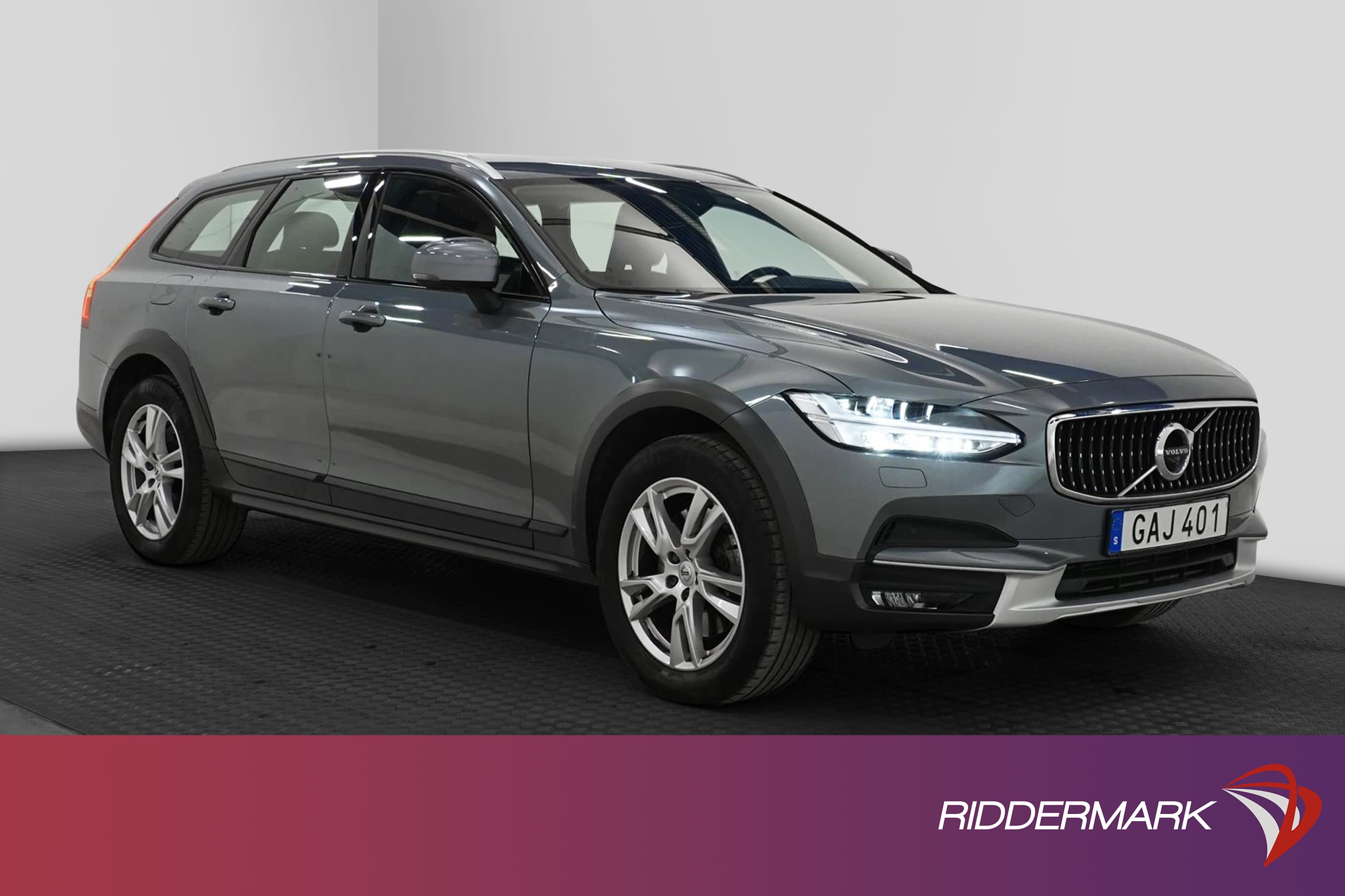 Volvo V90 Cross Country T5 250hk AWD
