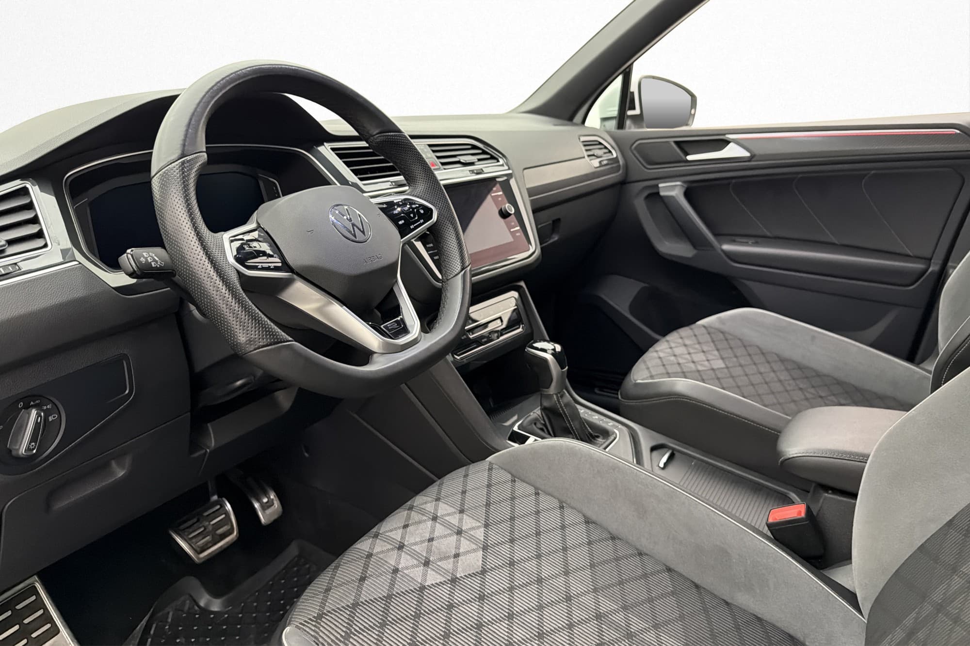 Volkswagen Tiguan eHybrid 245hk R-Line Cockpit Drag Kamera