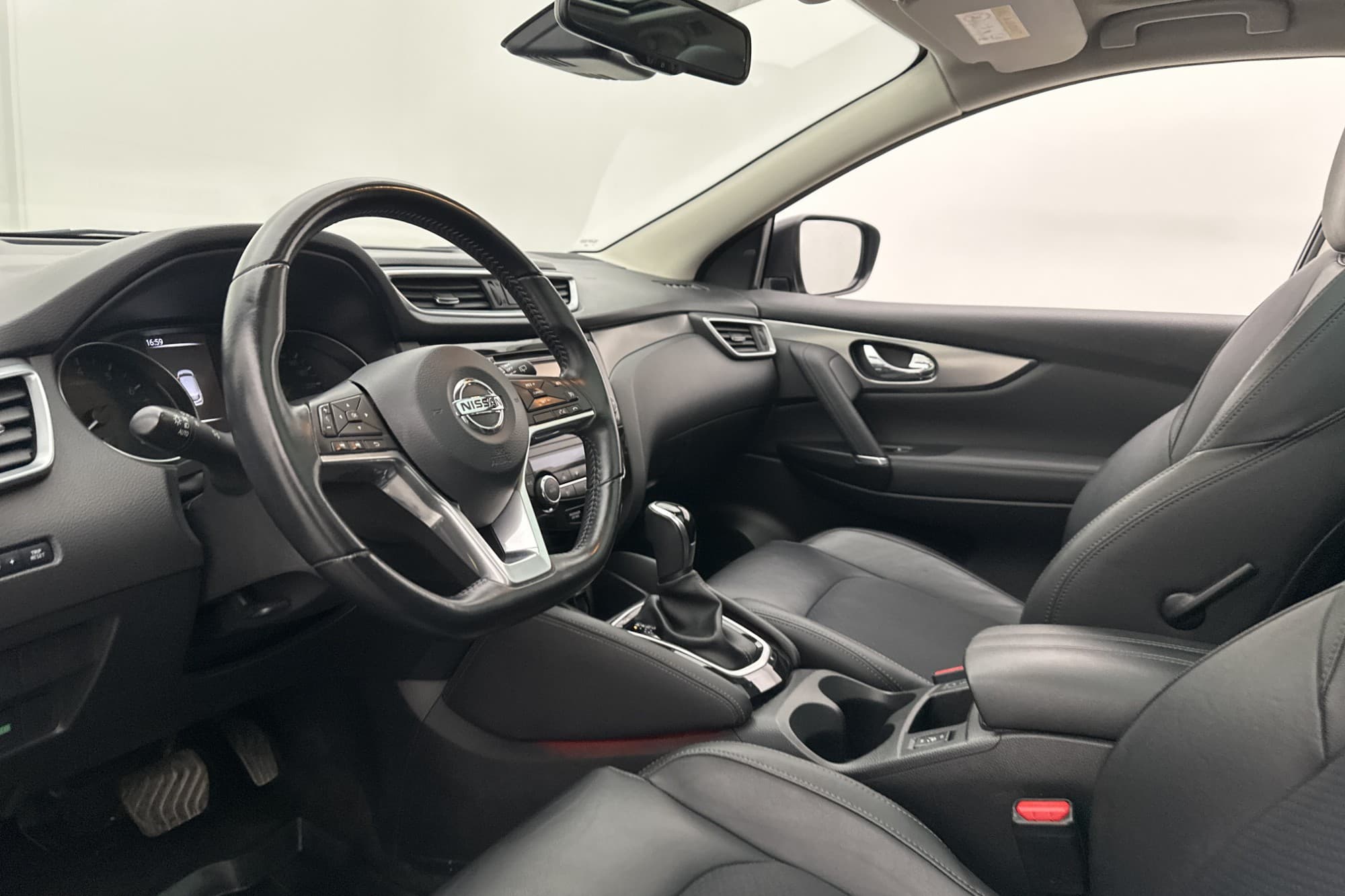 Nissan Qashqai 1.2 115hk Tekna Pano 360° BOSE Navi